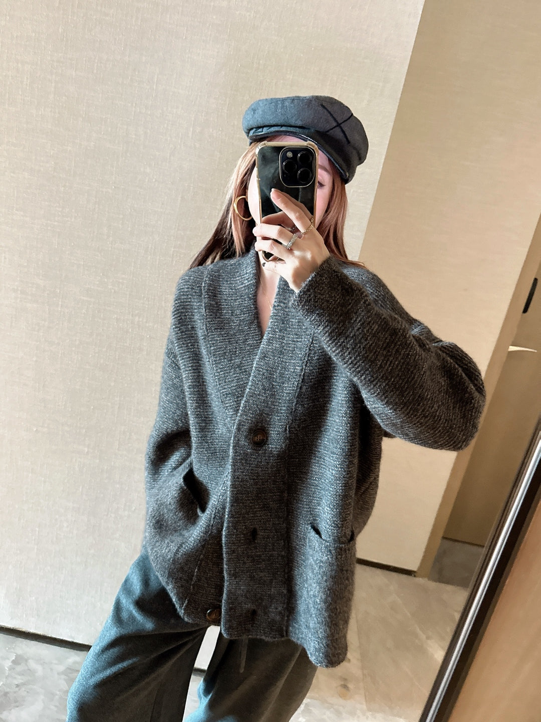 Loro NEW V-neck cardigan