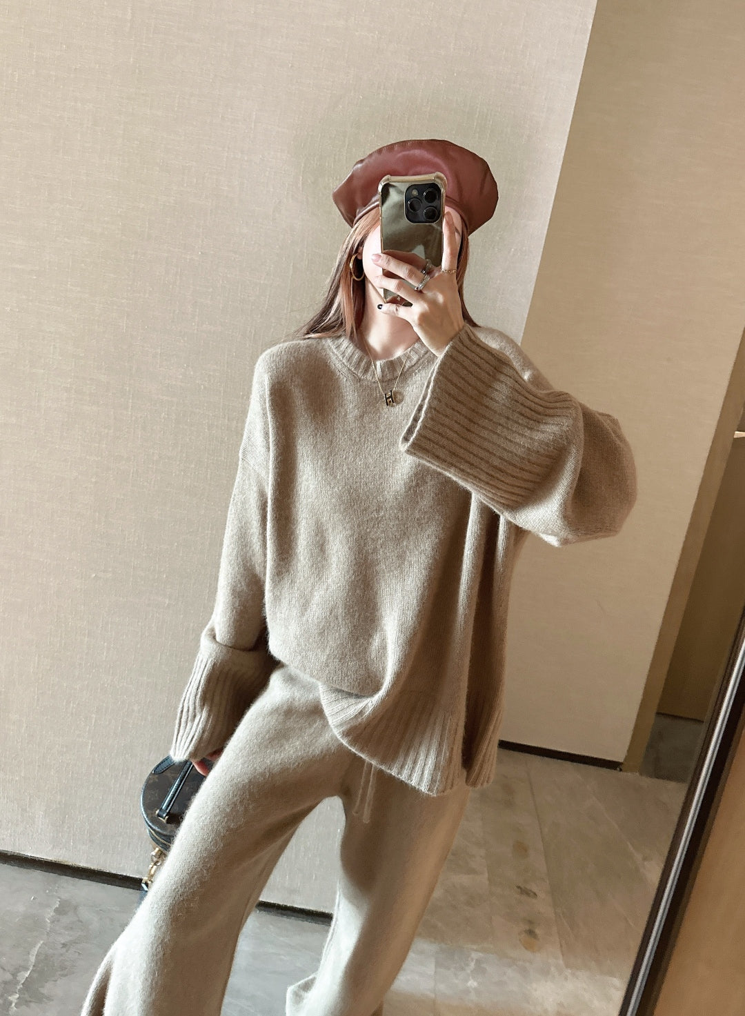 Brun NEW knitted suit