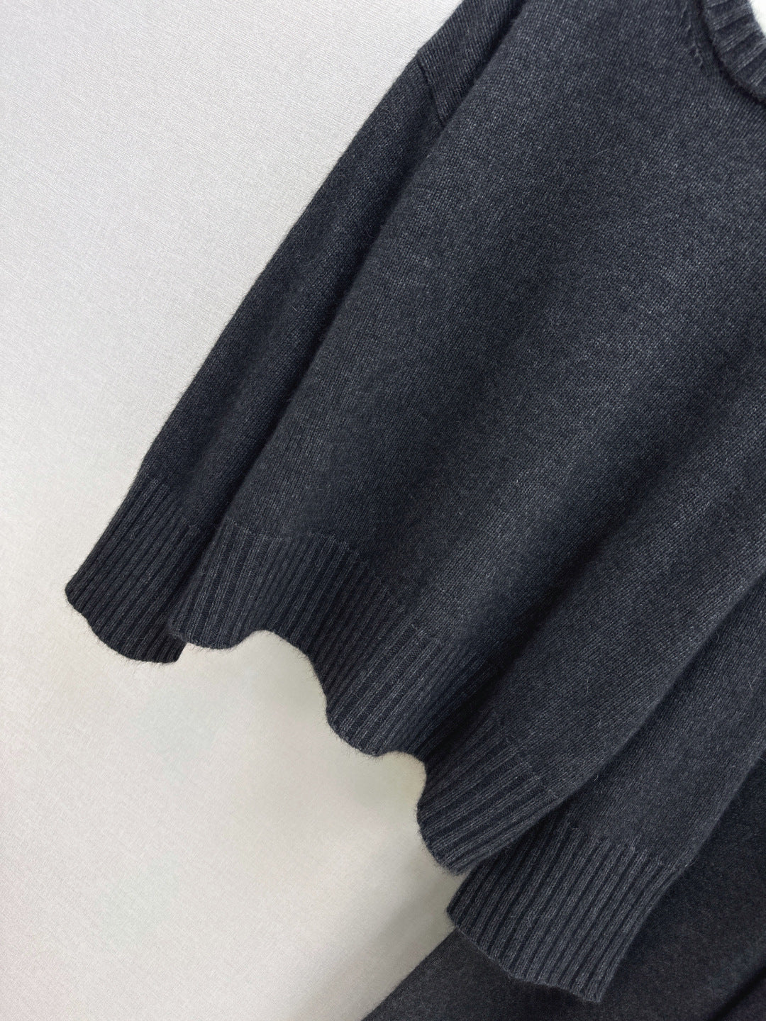 Brun NEW knitted suit