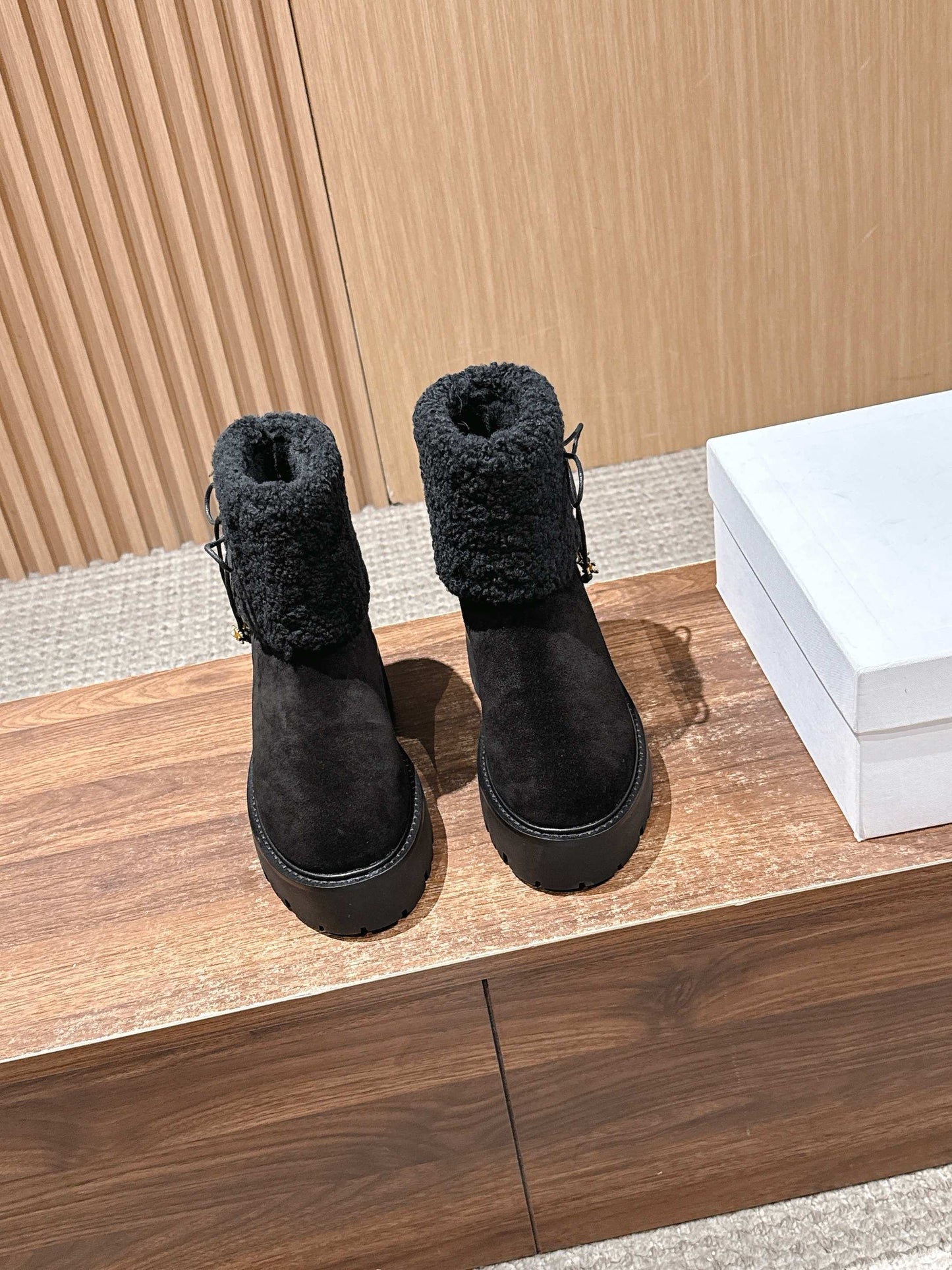 Celi 25fw snow boots