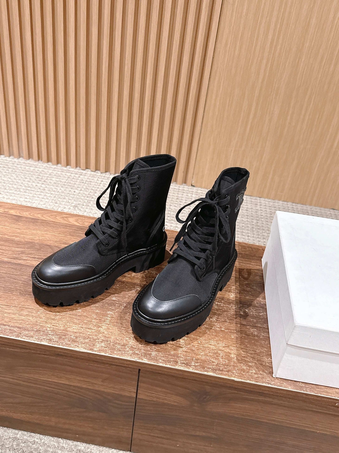 Celi 25fw combat boots