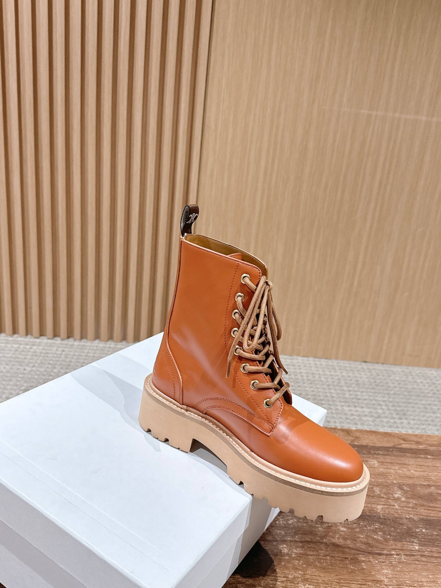 Celi 25fw leather combat boots