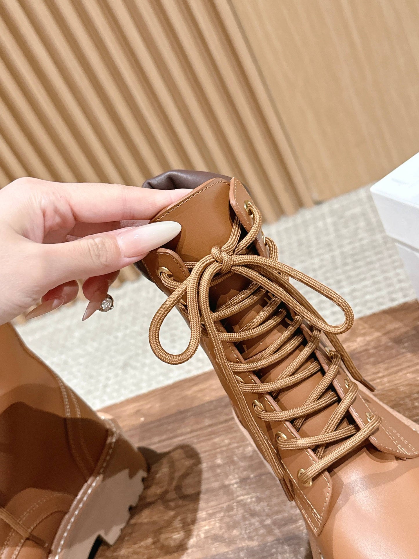 Celi 25fw combat boots