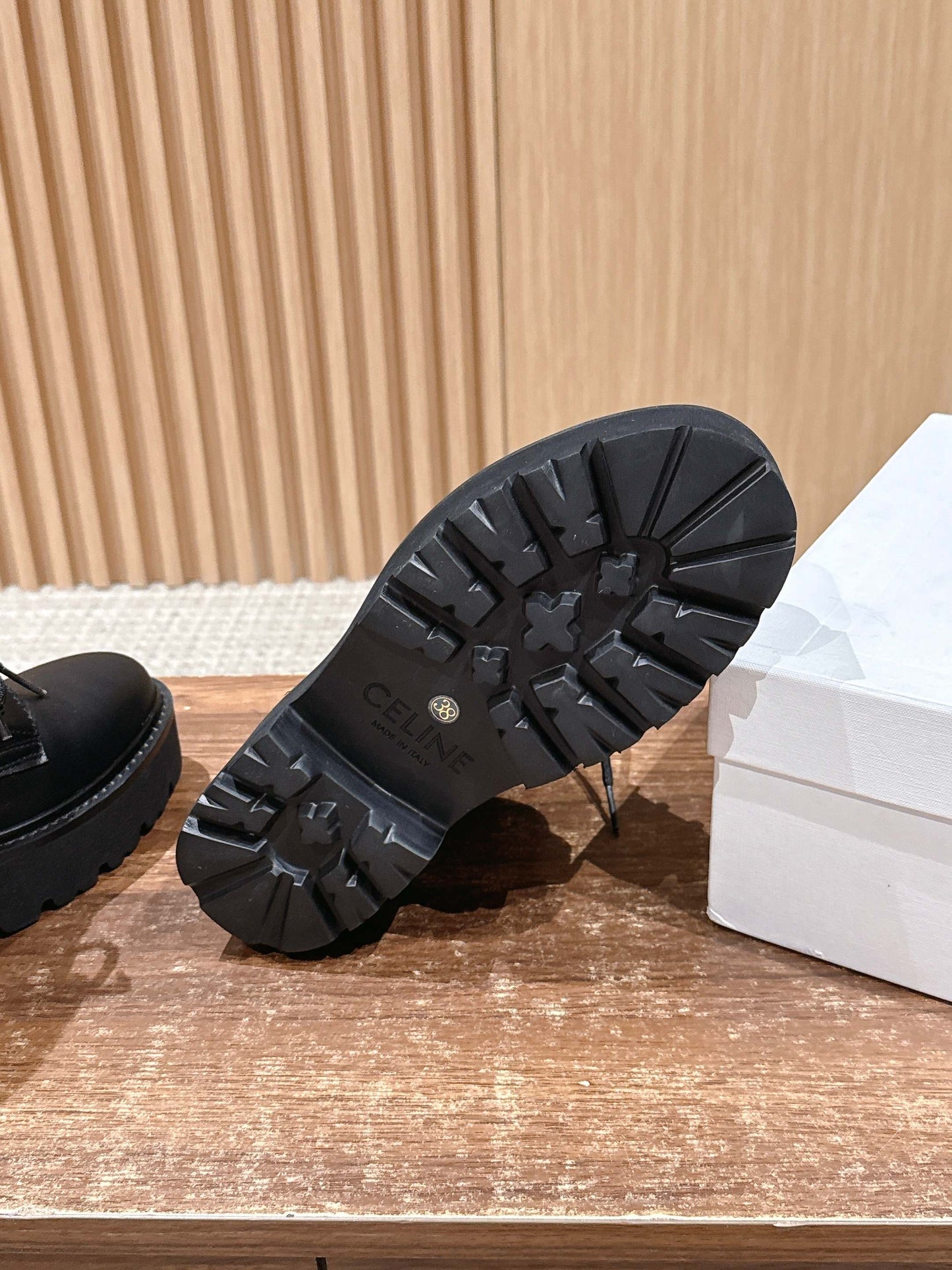 Celi 25fw combat boots