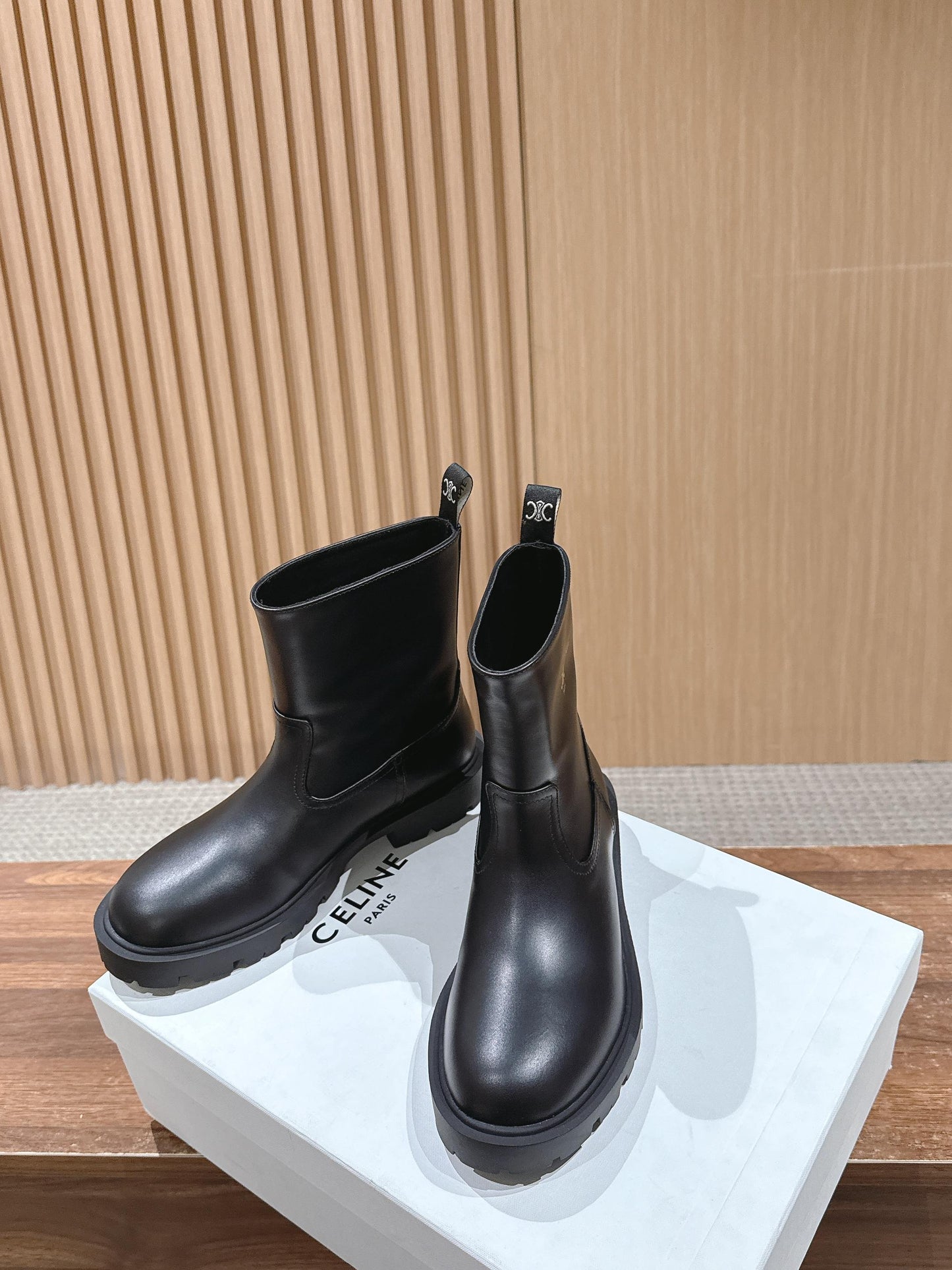 Celi 25fw ankle boots