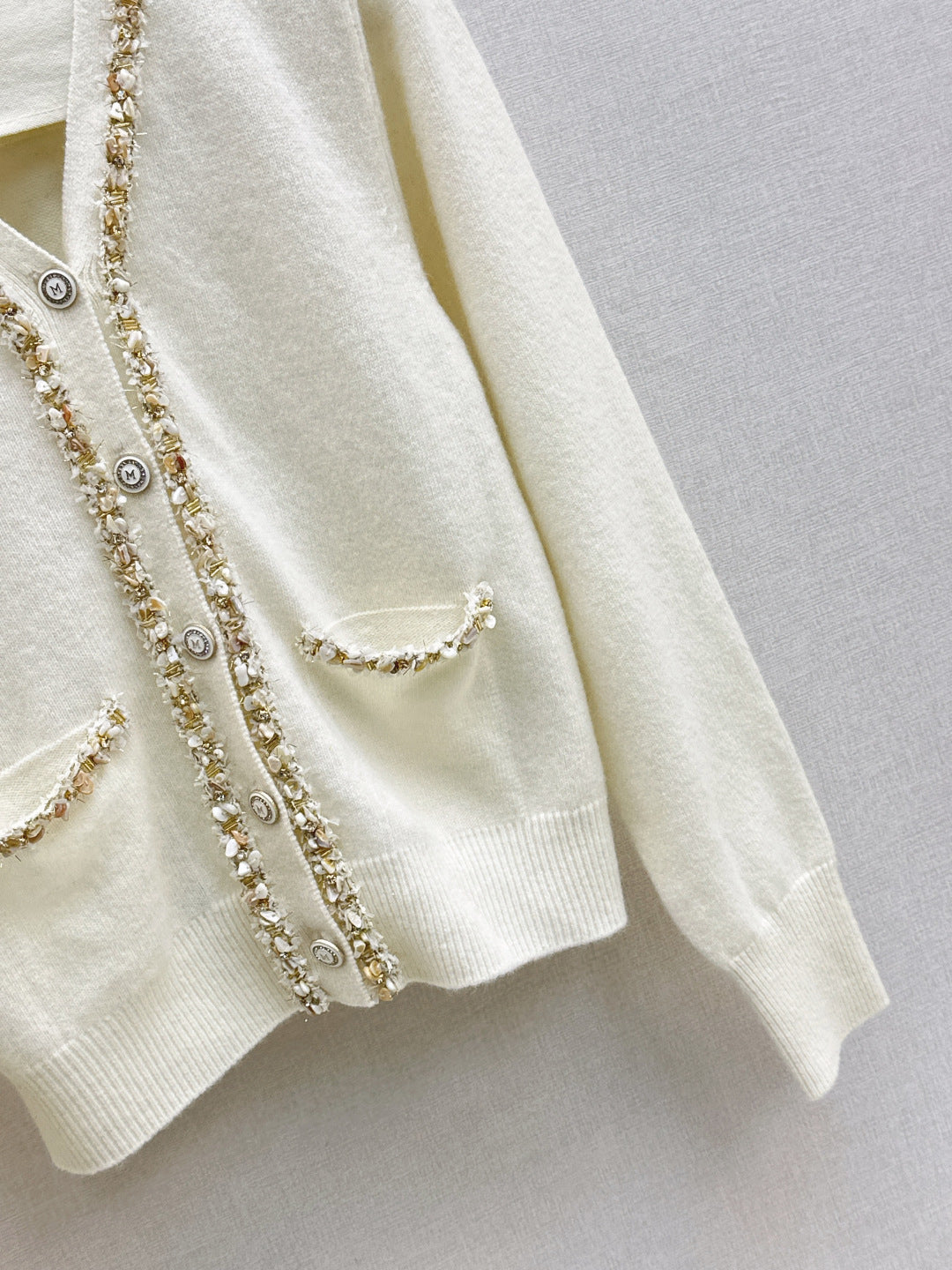 Max NEW V-neck cardigan