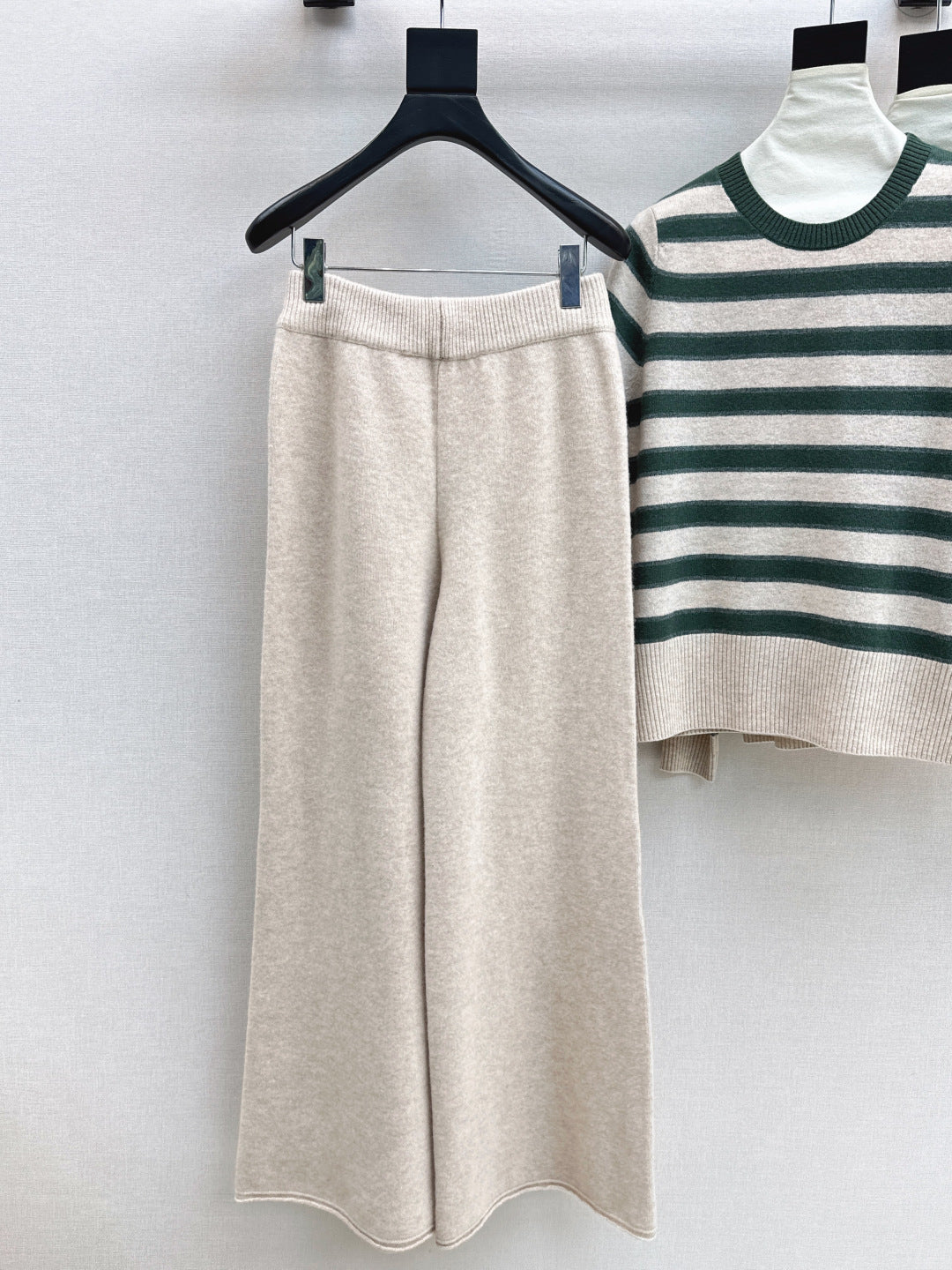 Loro NEW Knitted three-piece set