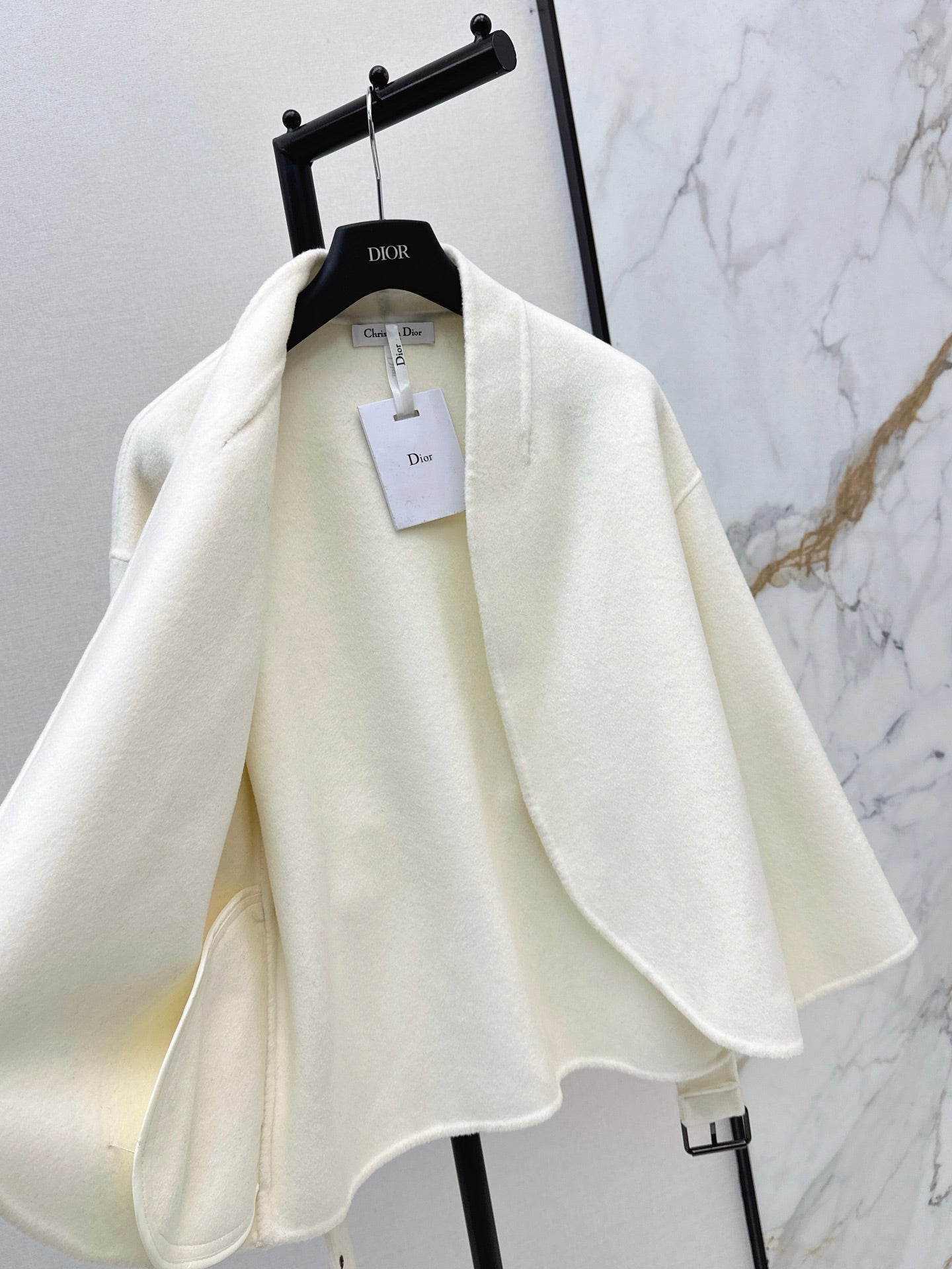 CD NEW Double-faced wool coat