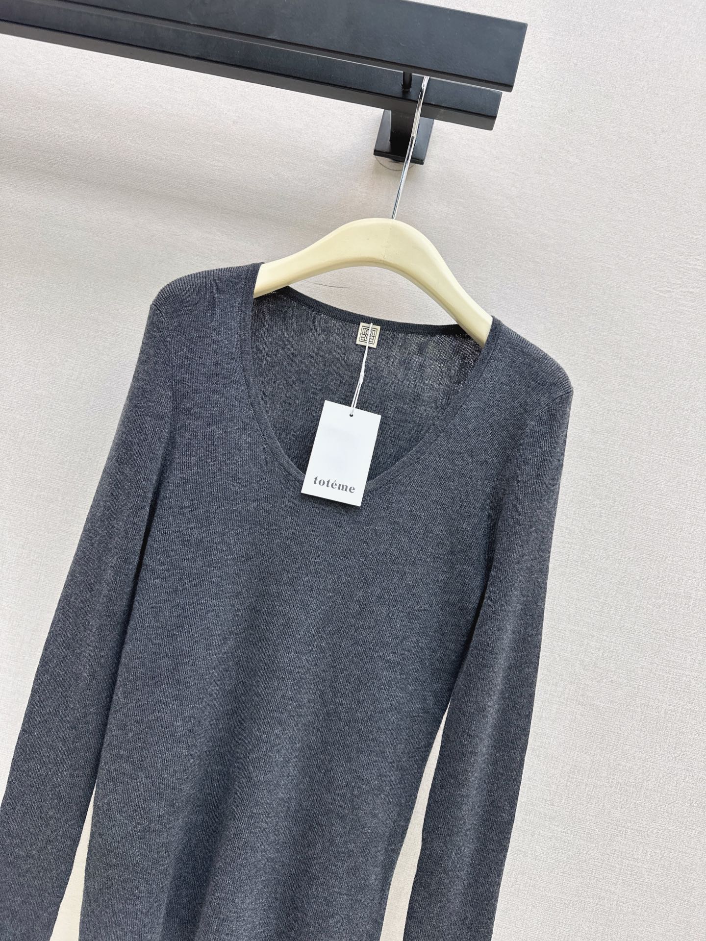 Thom NEW U-neck base layer