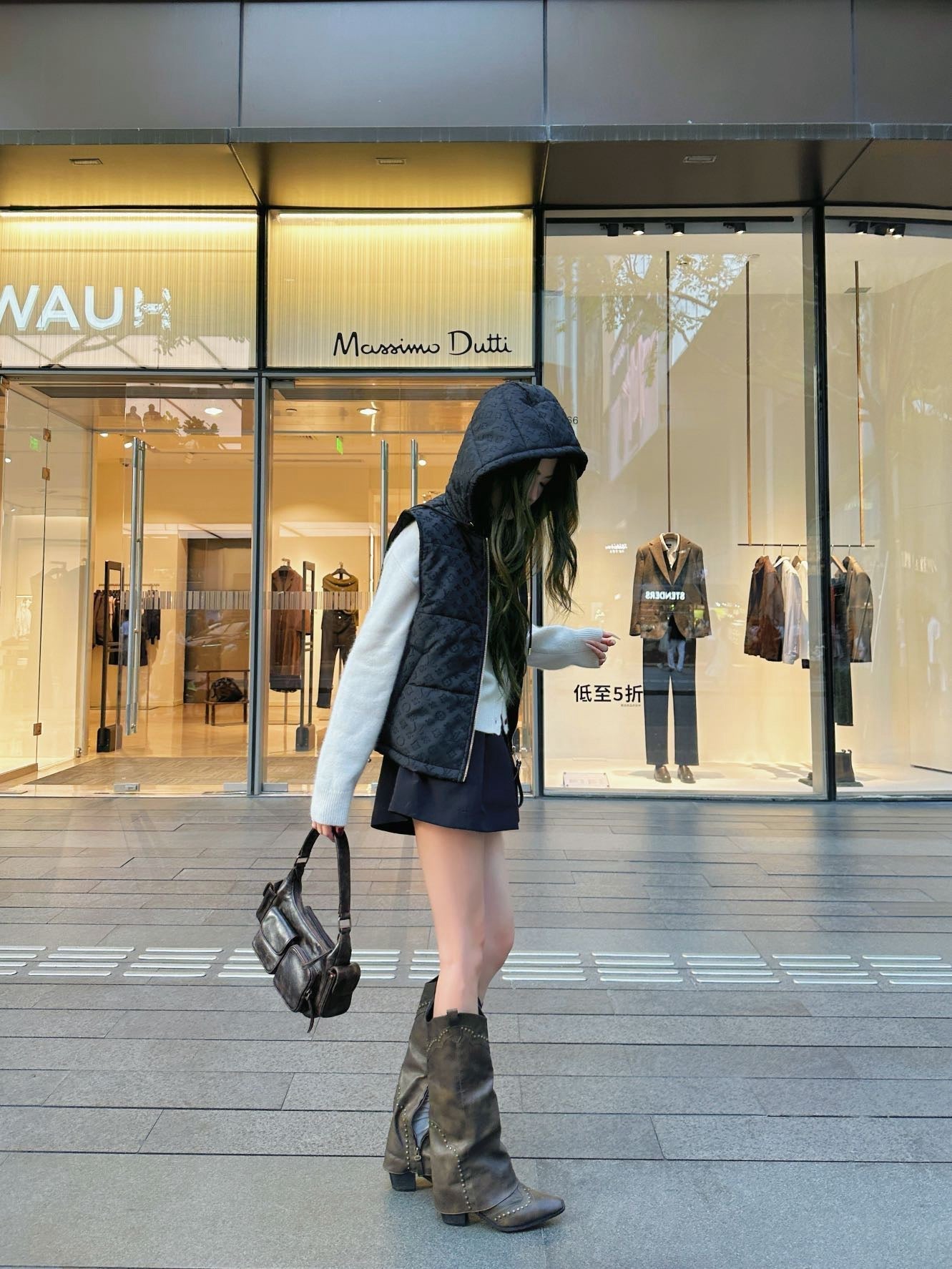 Louis NEW Hooded Vest