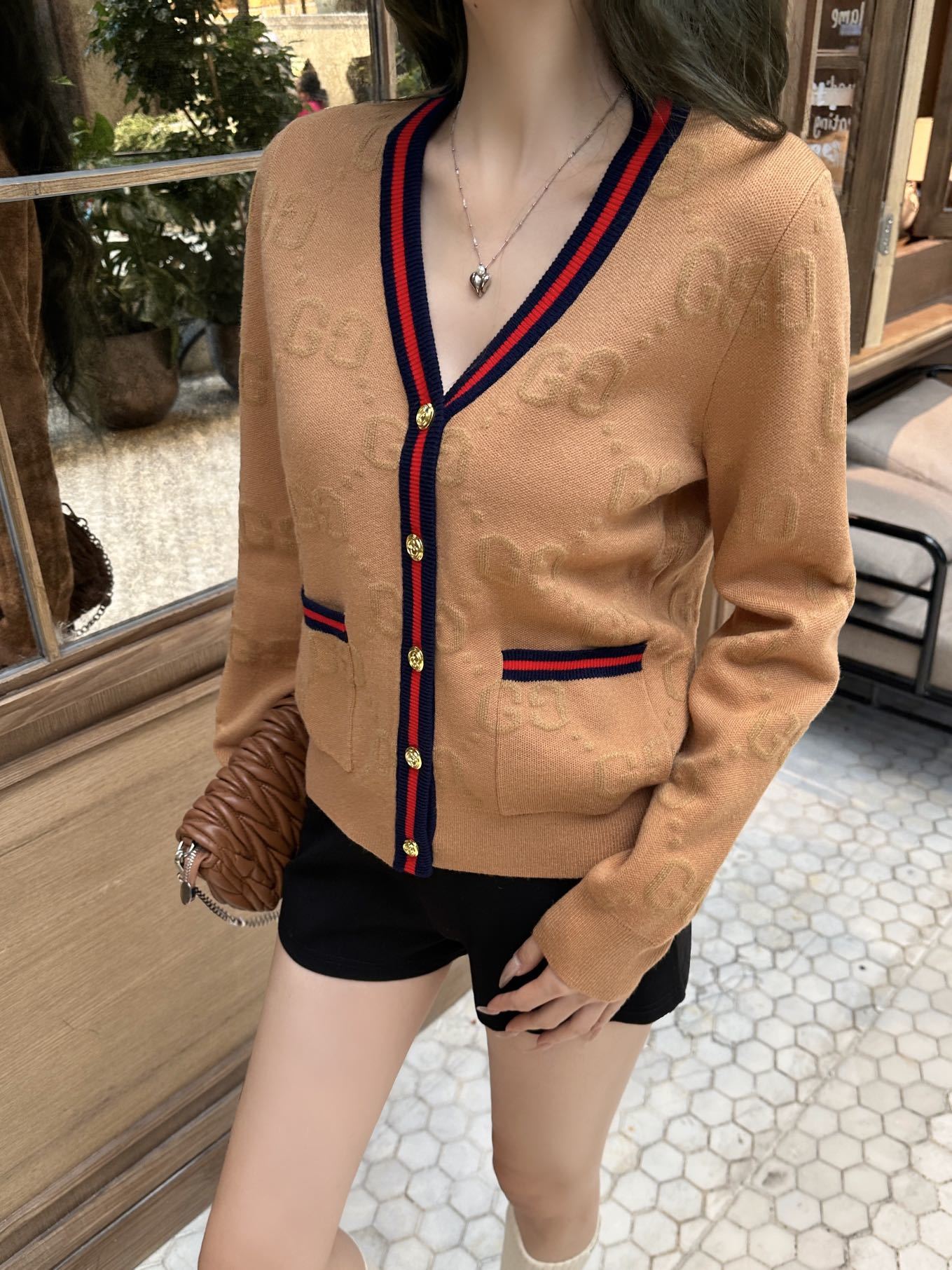 Guc NEW V-neck cardigan