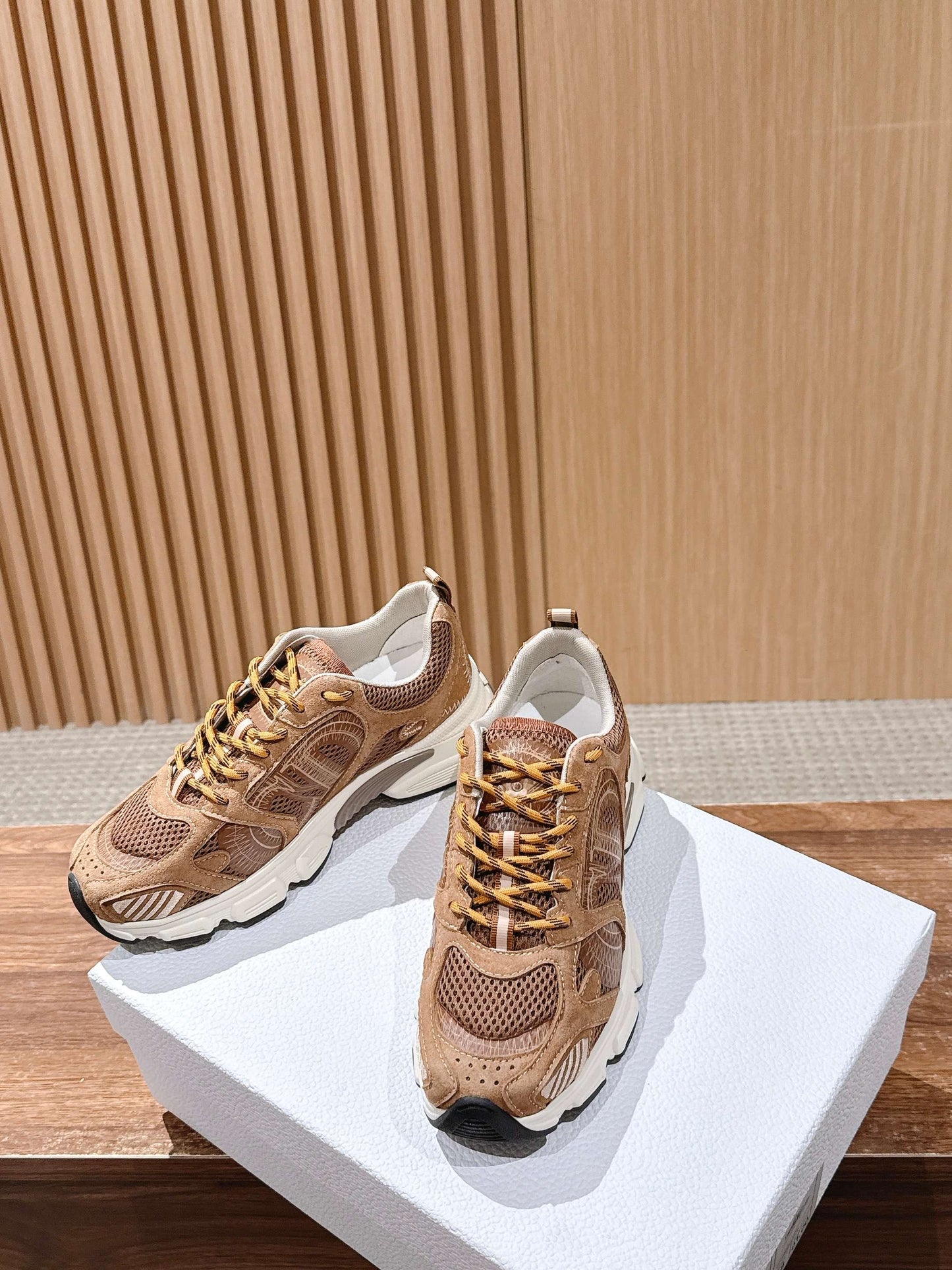 Dio 25fw clunky sneaker