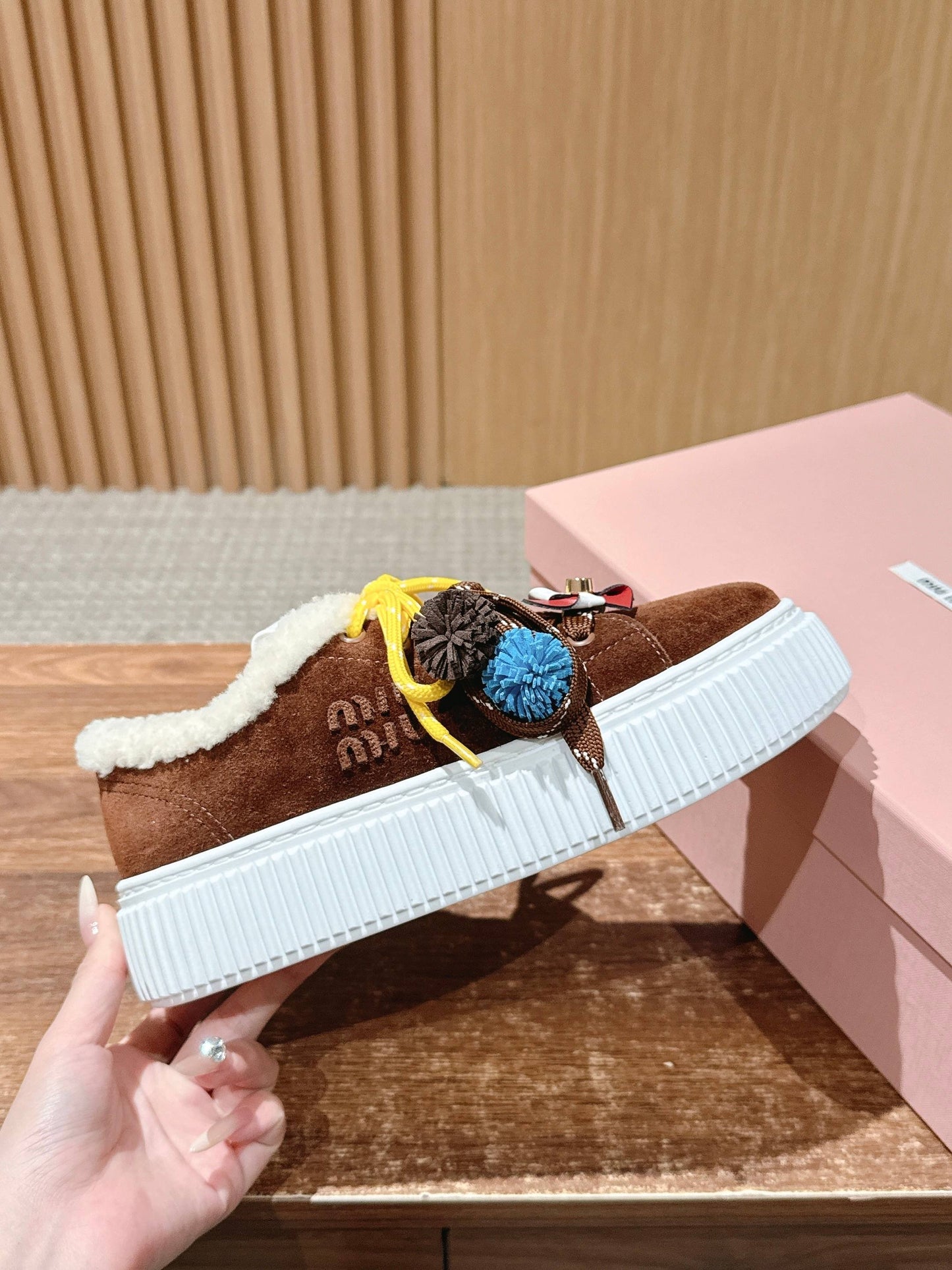 Miu 25fw fleece-lined casual shoes