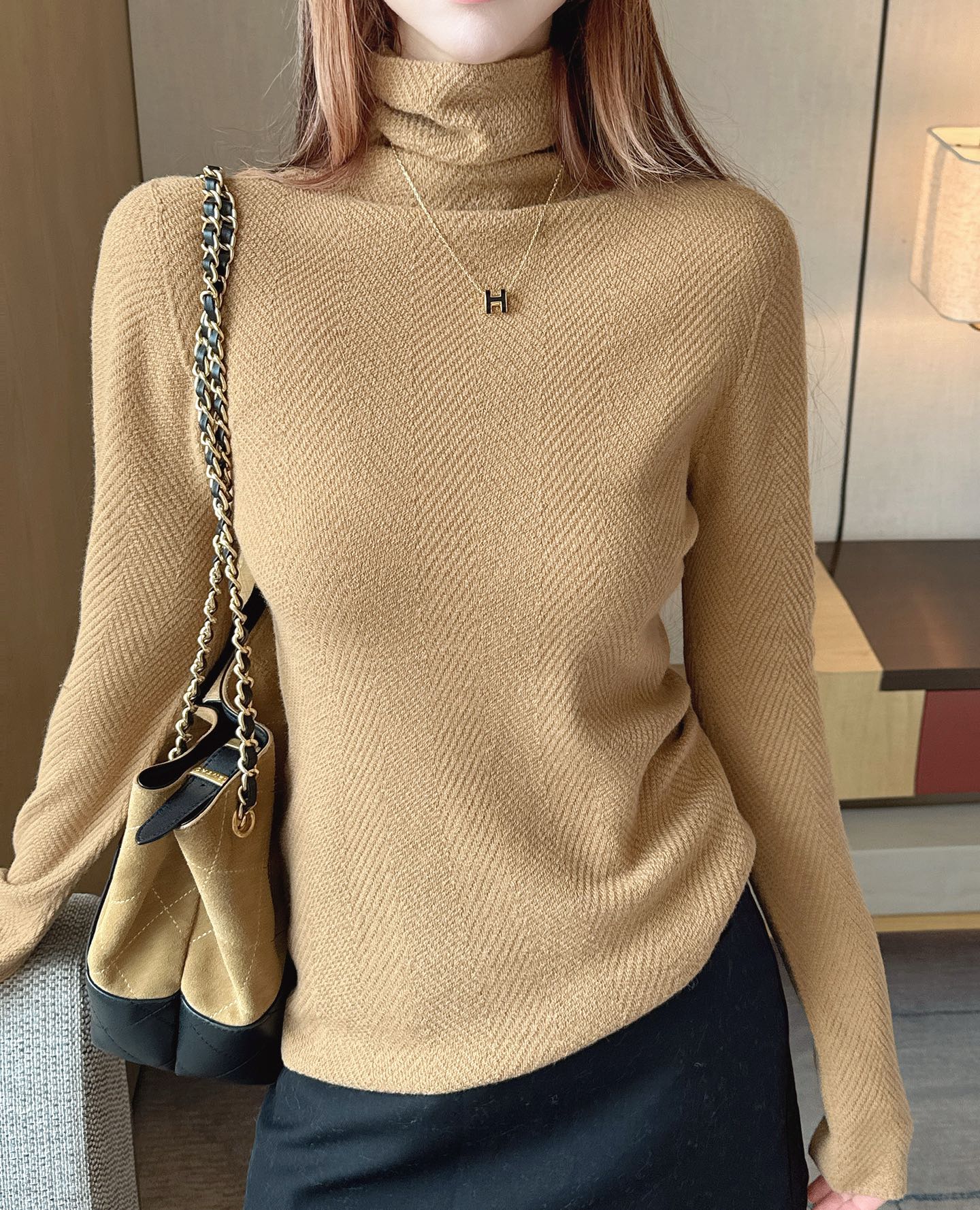 Loro NEW turtleneck base layer