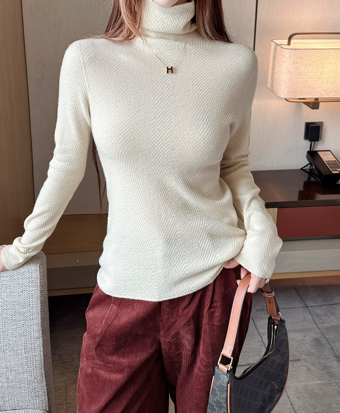 Loro NEW turtleneck base layer