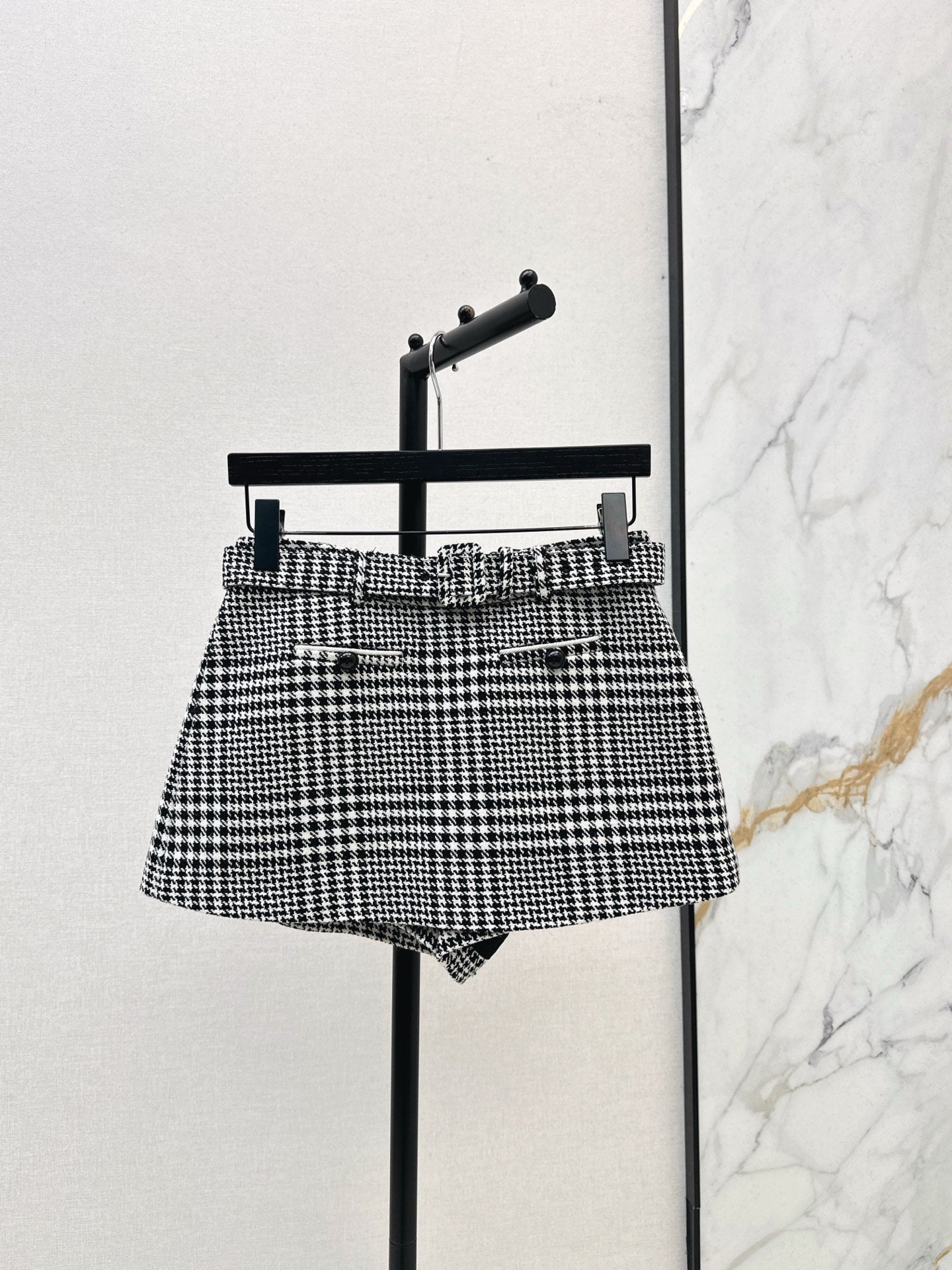 Sp NEW houndstooth culottes