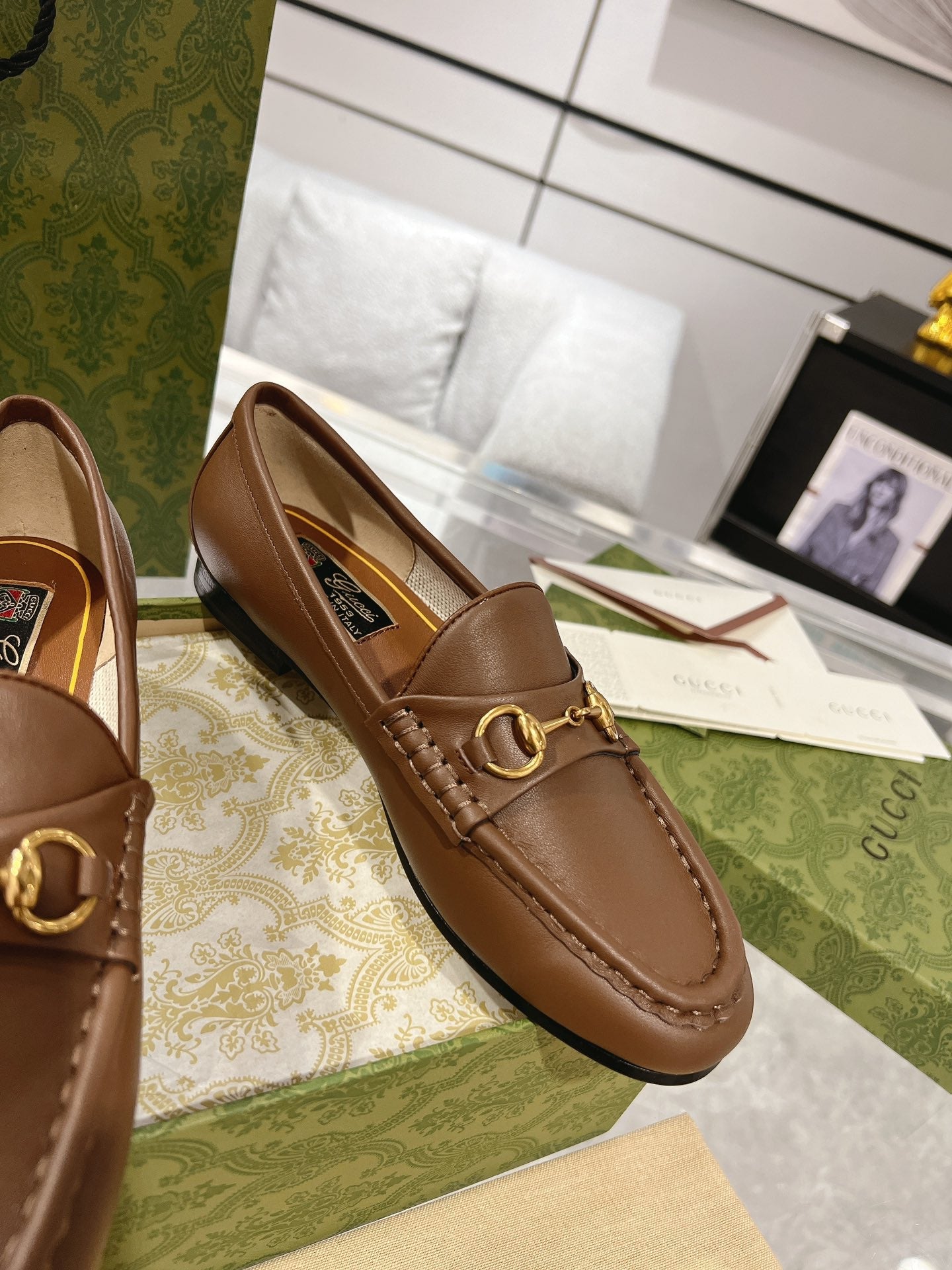 Gucc 25fw loafer shoes