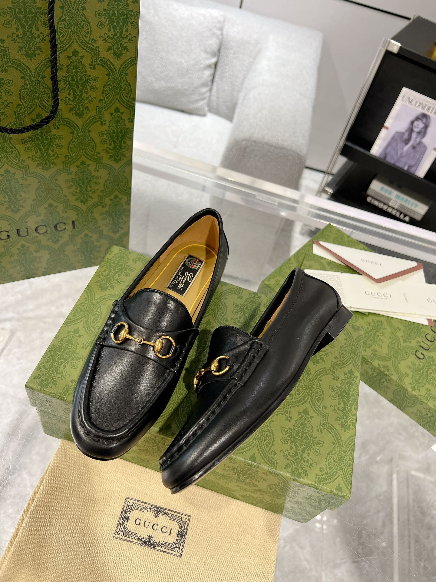 Gucc 25fw loafer shoes