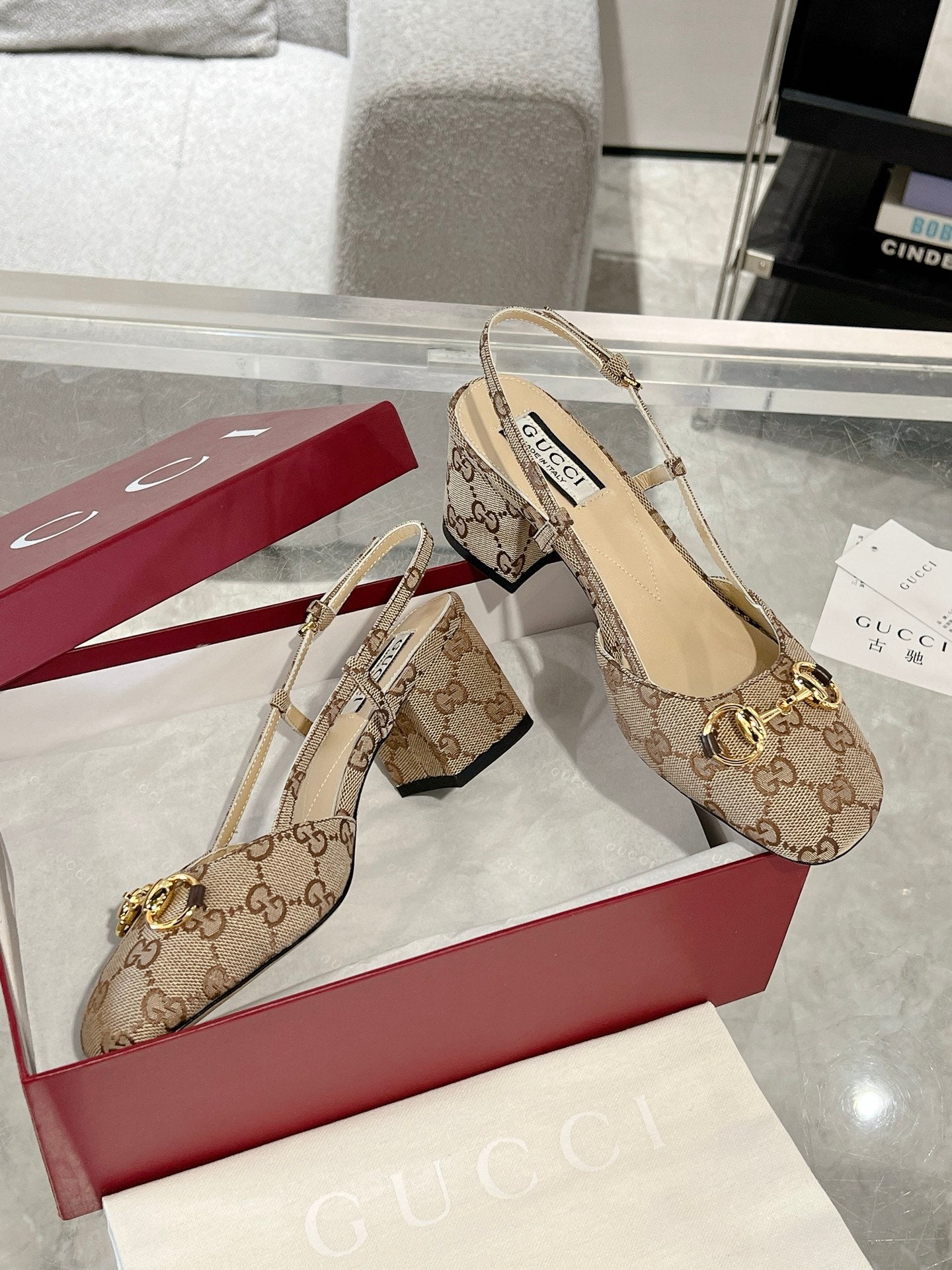 Gucc 25fw slingback chunky heels