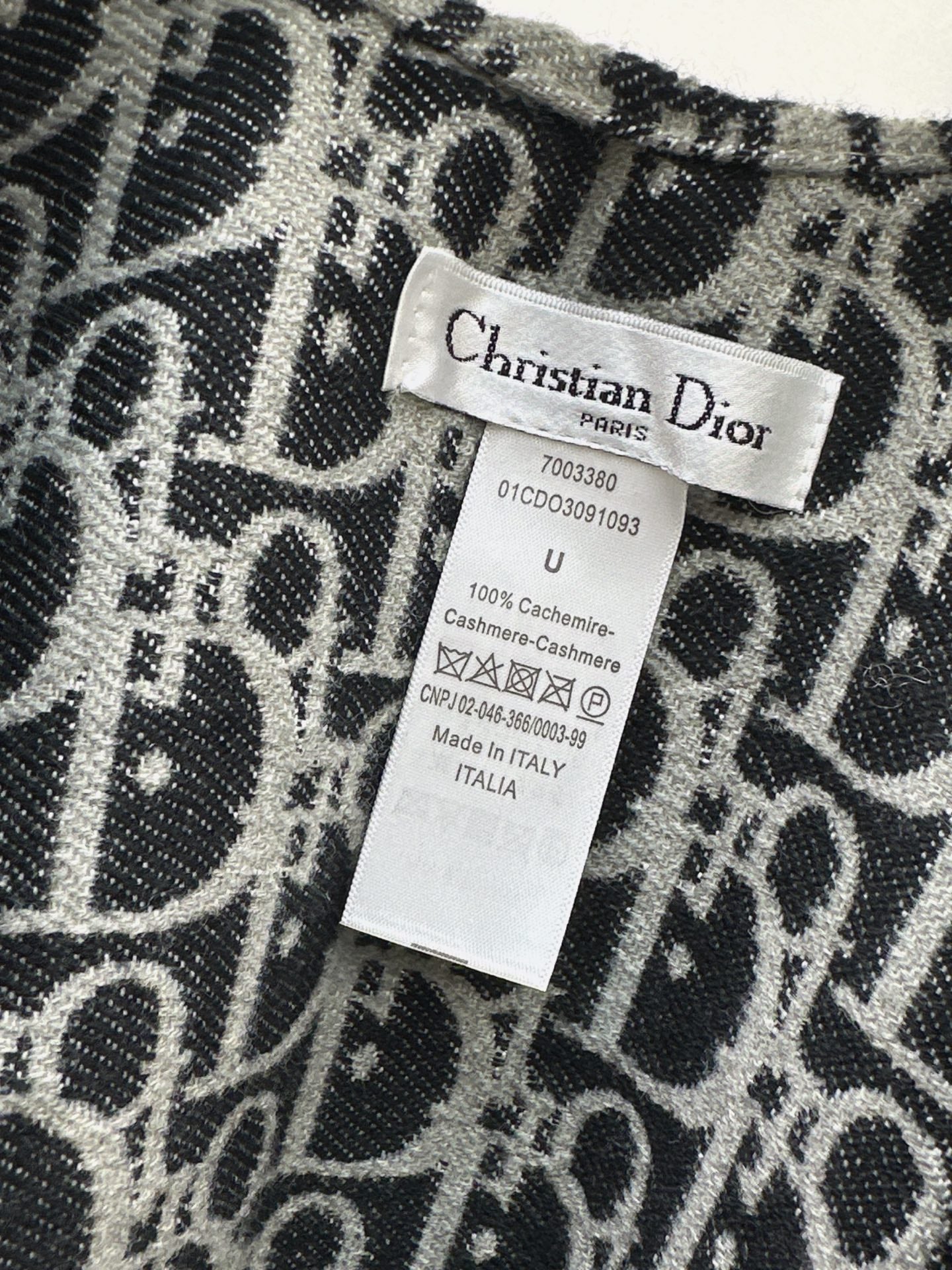 CD NEW Wool shawl cape