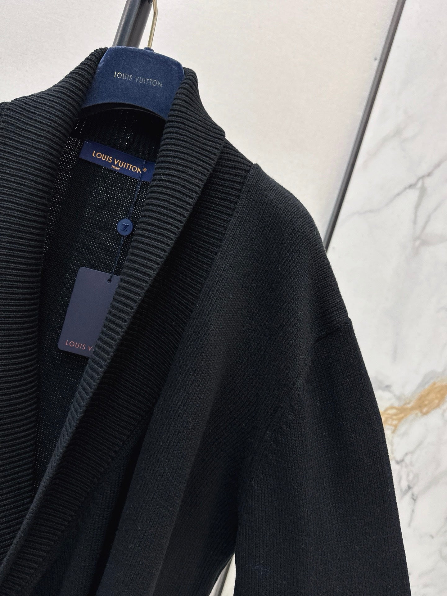 Louis NEW Side-button cardigan