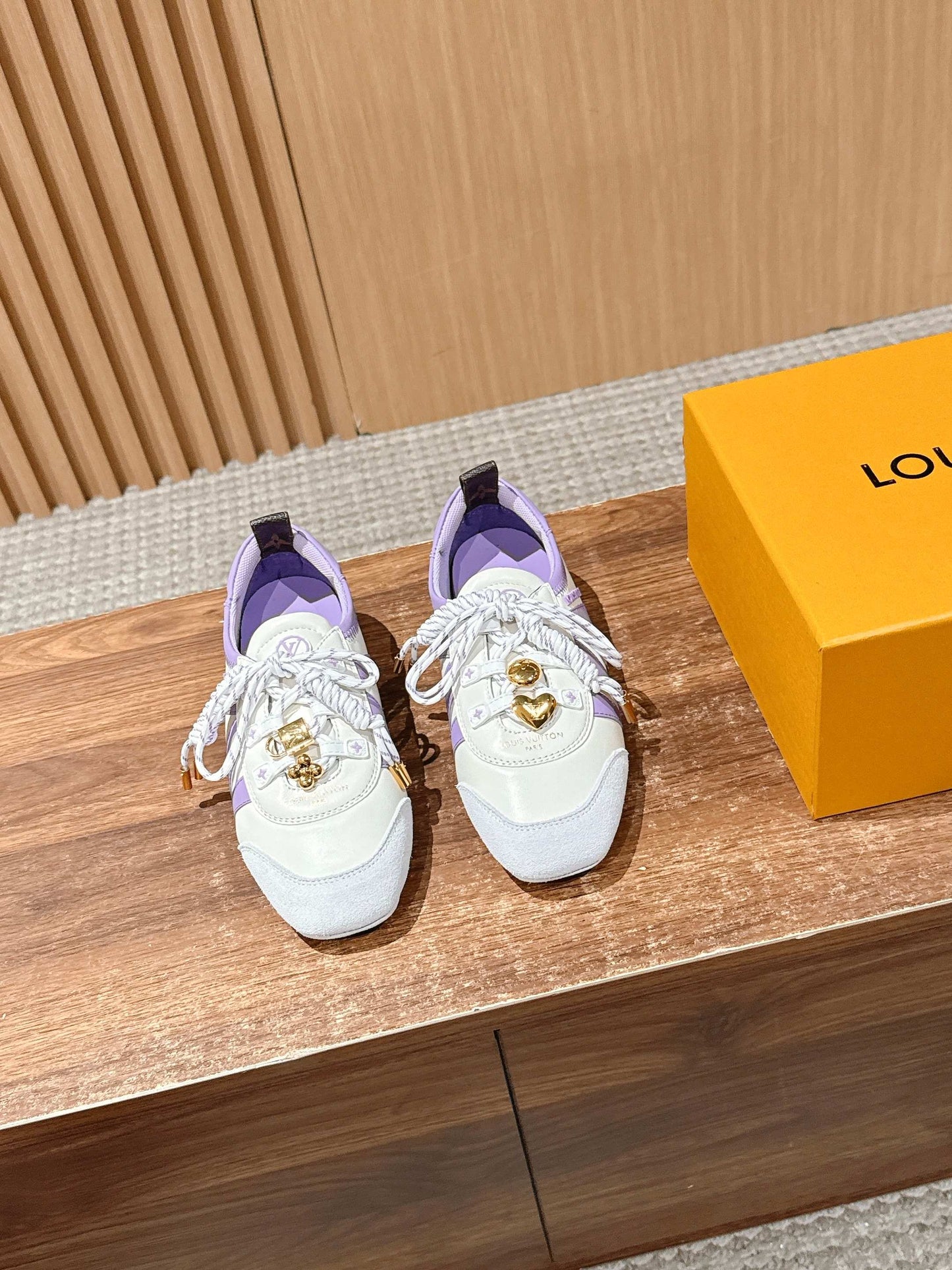 Loui 25fw sneaker