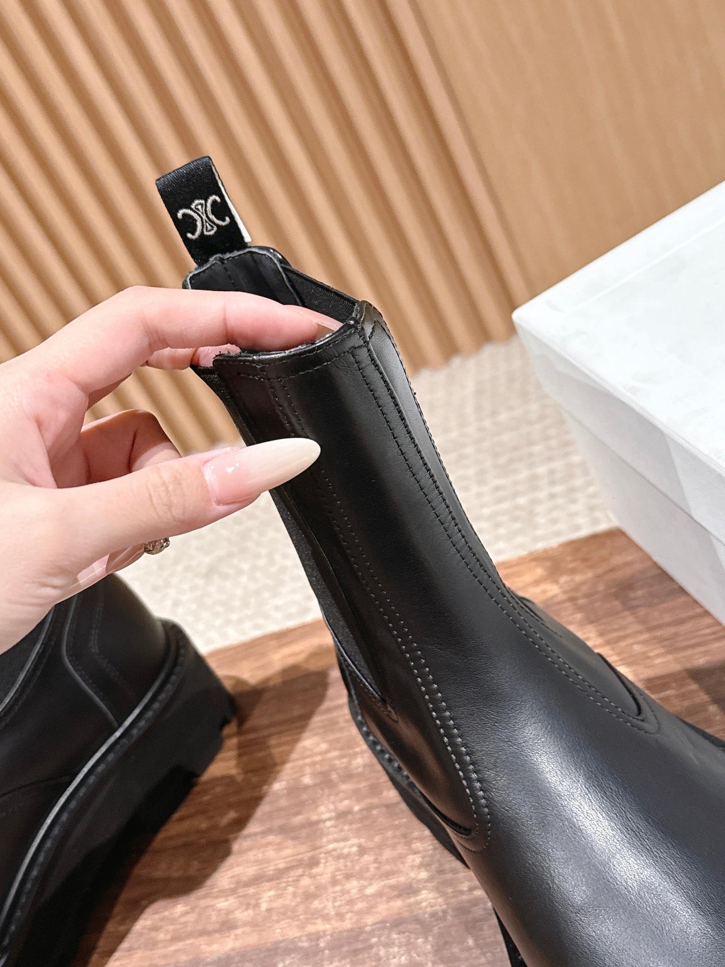 Celi 25fw platform boots