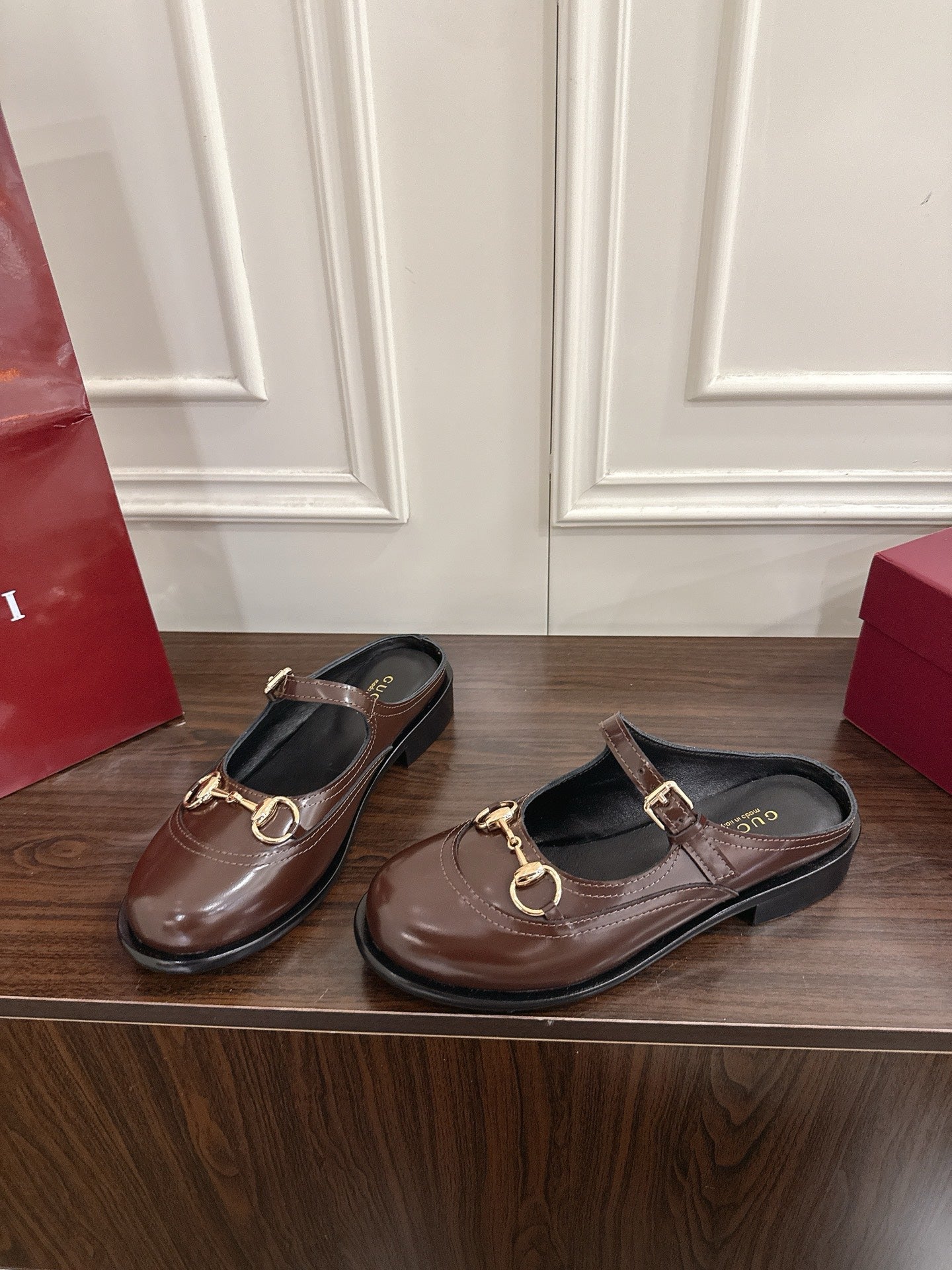 Guc 25fw mary jane mules shoes