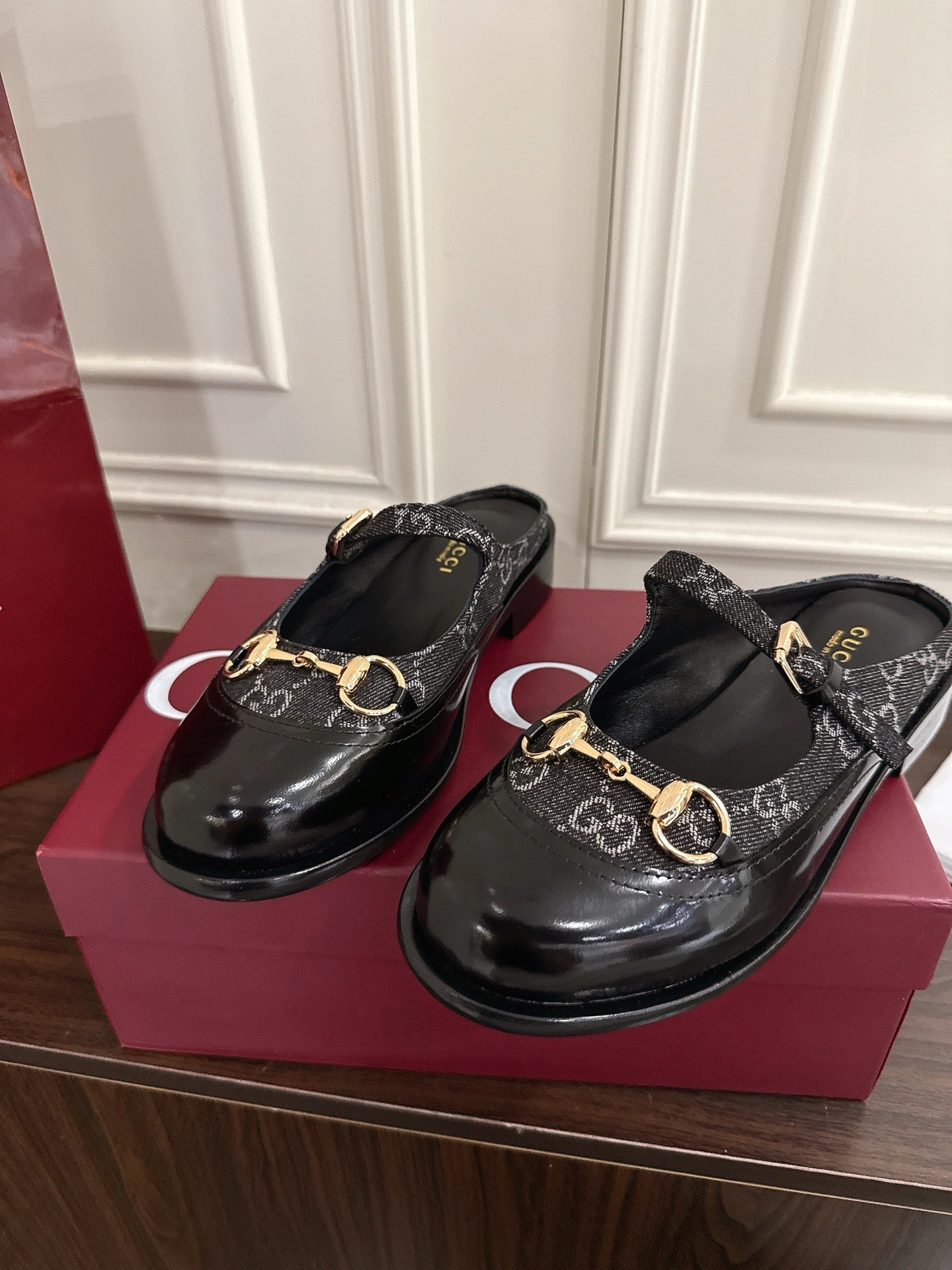 Guc 25fw mary jane mules shoes