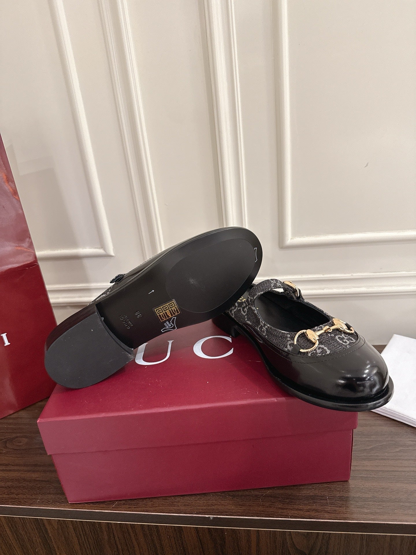 Guc 25fw mary jane mules shoes