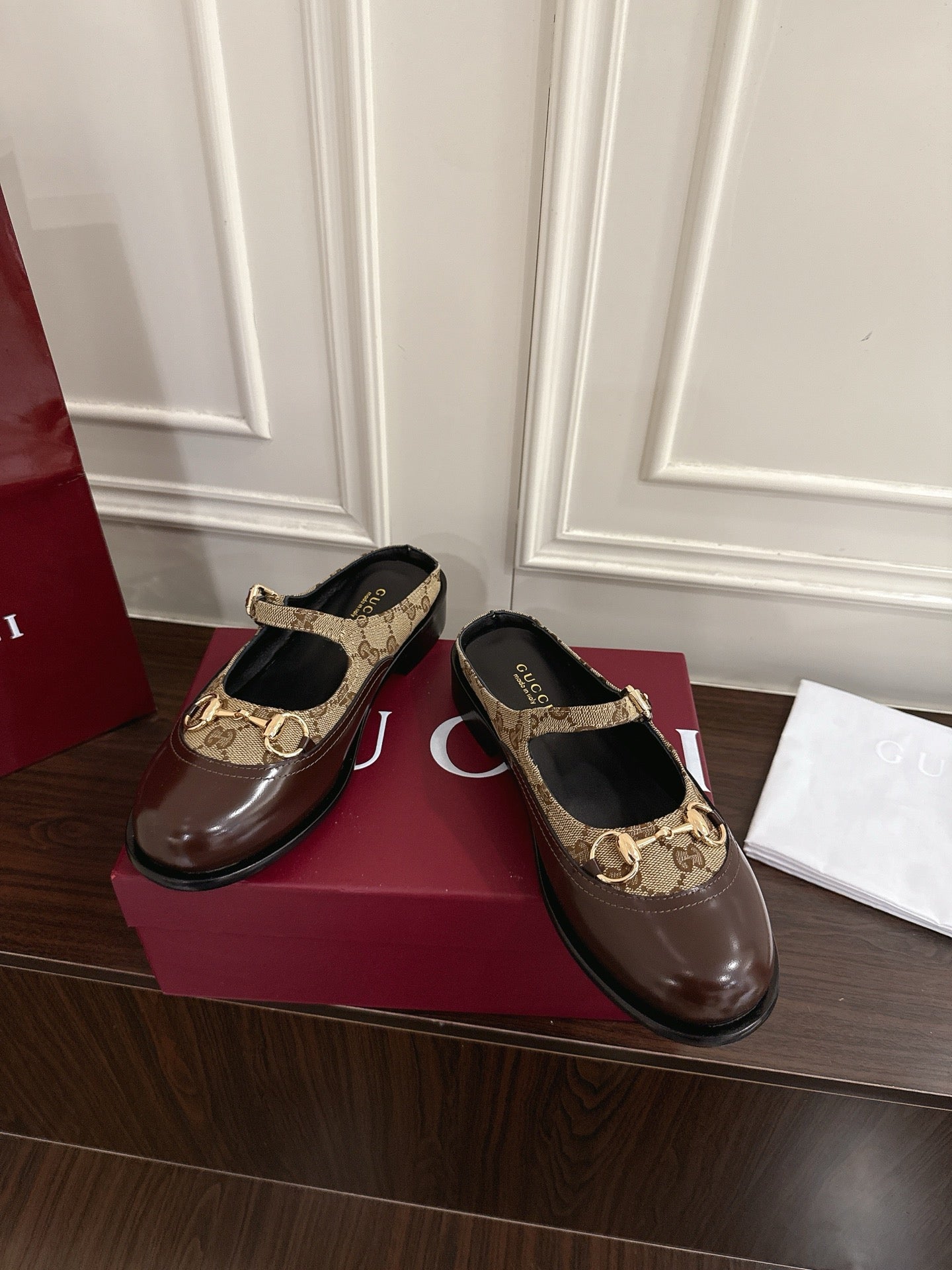 Guc 25fw mary jane mules shoes