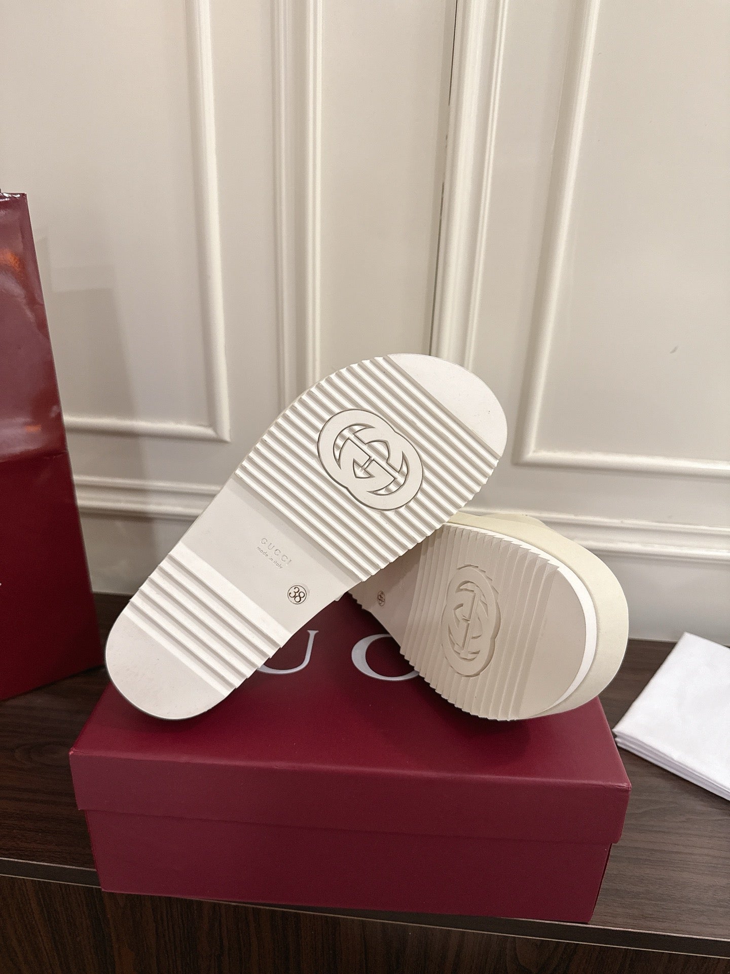 Guc 25fw thick slides