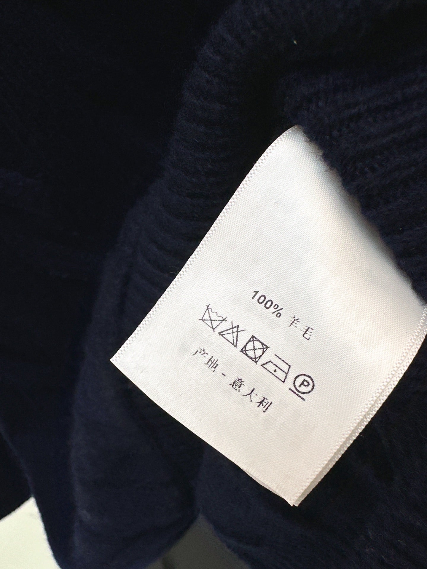 Ral NEW Loose V-neck cardigan