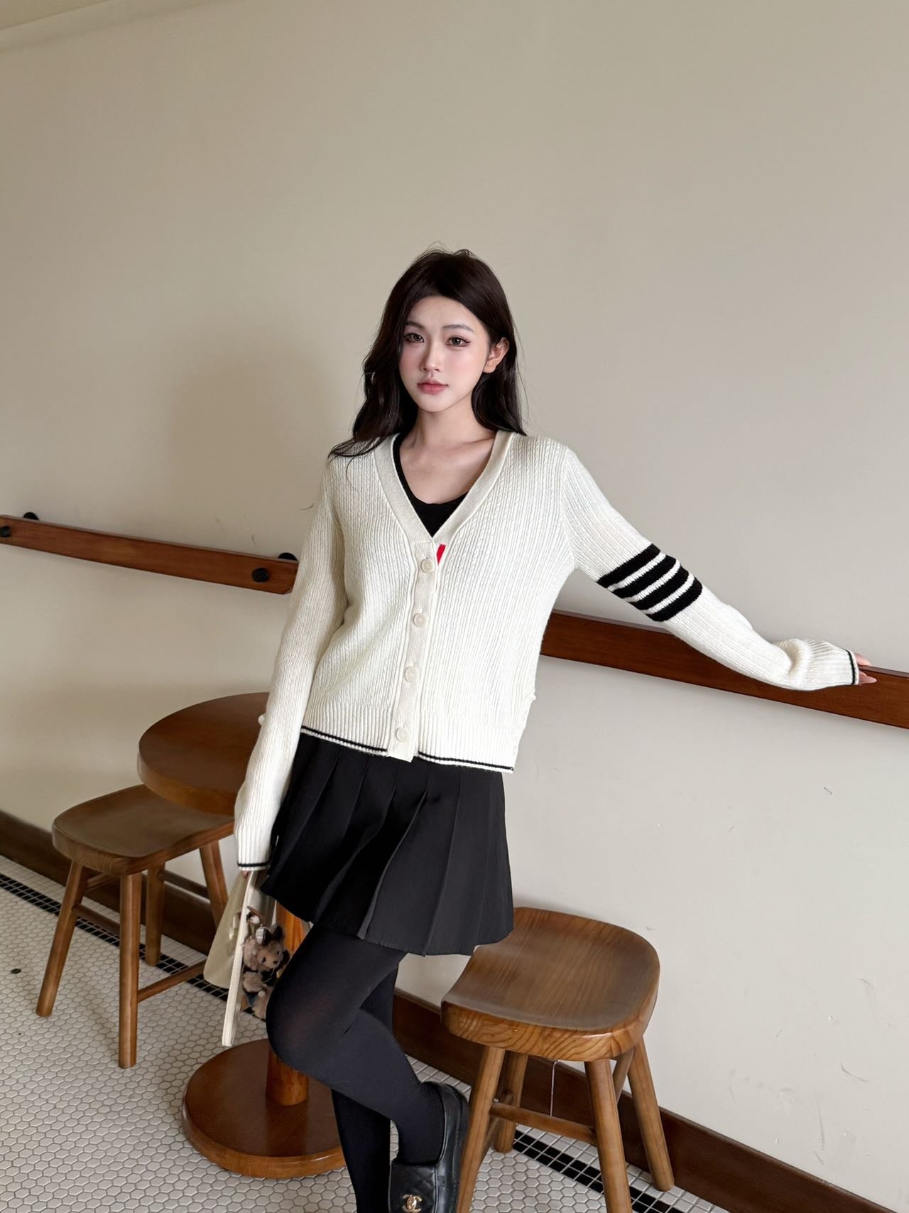 Thom NEW V-neck wool cardigan