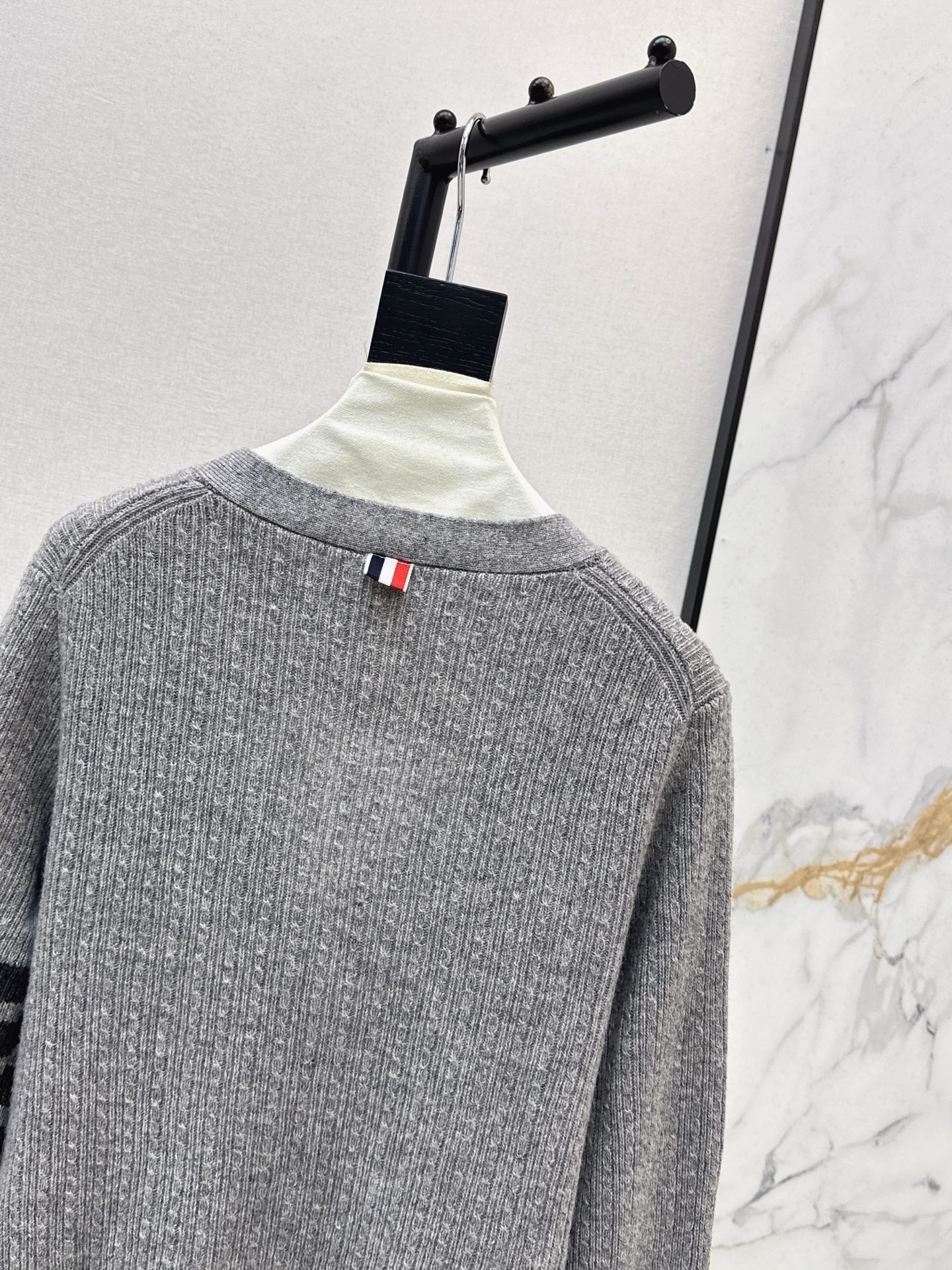 Thom NEW V-neck wool cardigan