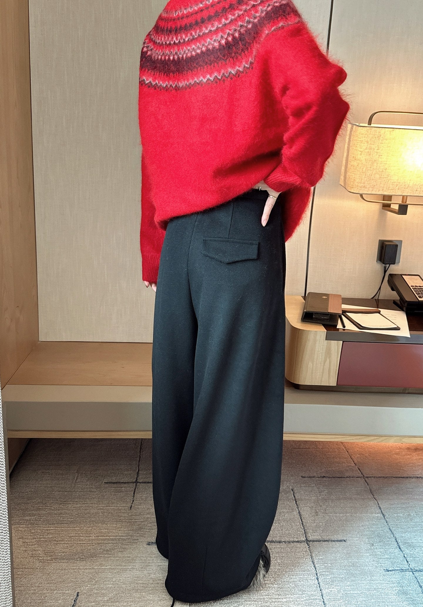 Brune NEW Straight pants