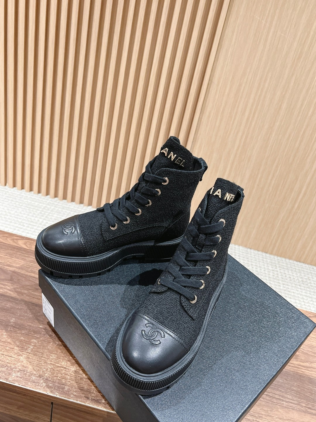 Chan 25fw ankle boots
