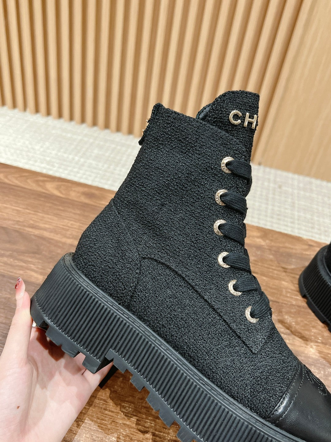 Chan 25fw ankle boots