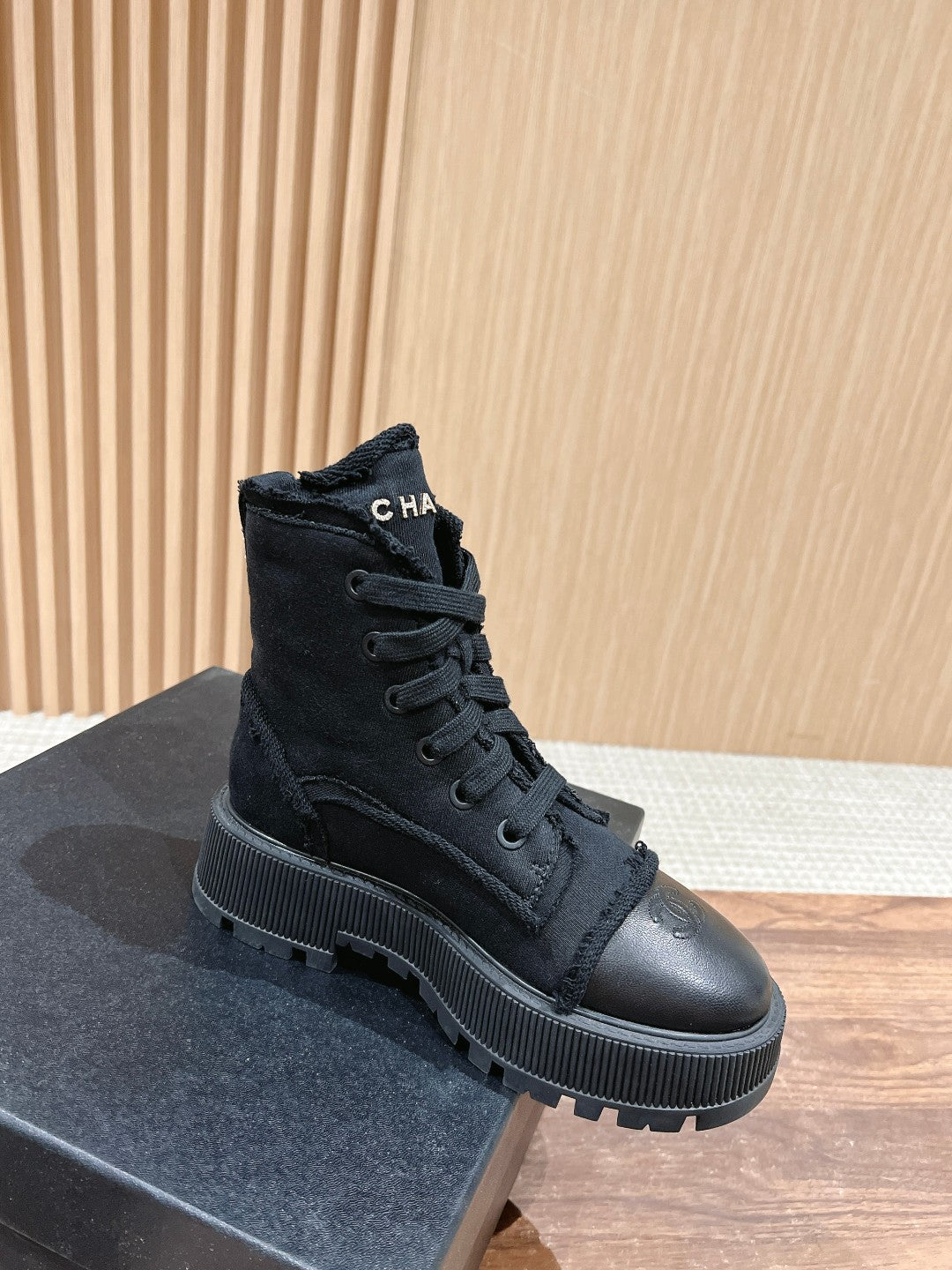 Chan 25fw ankle boots