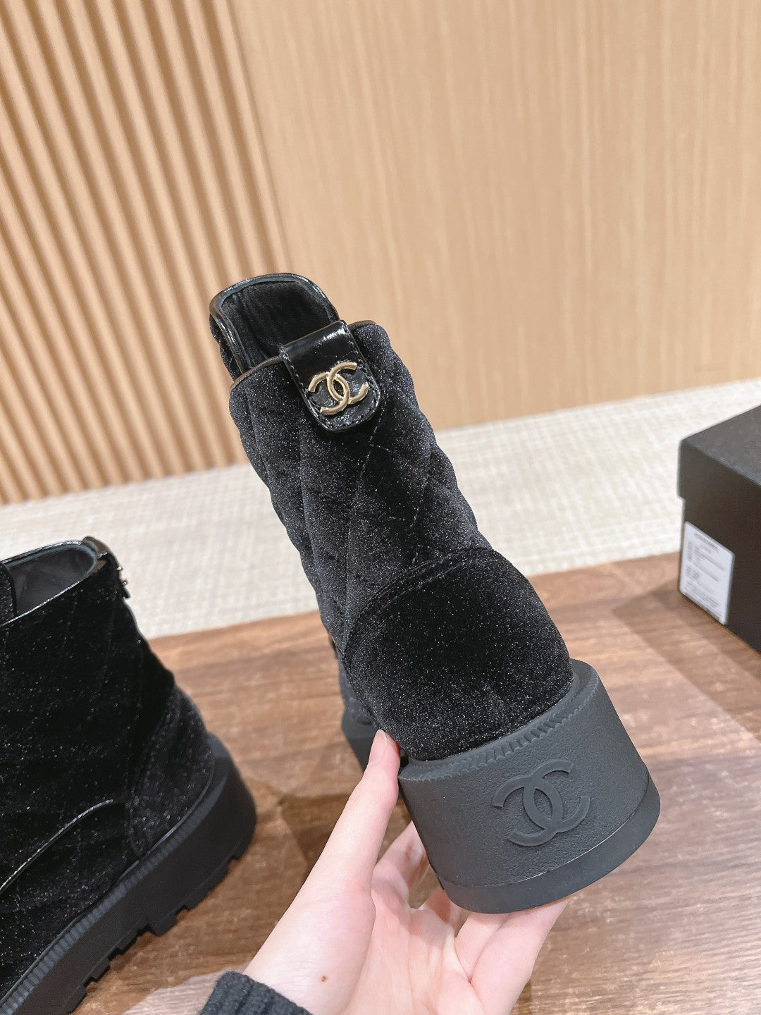 Chan 25fw ankle boots