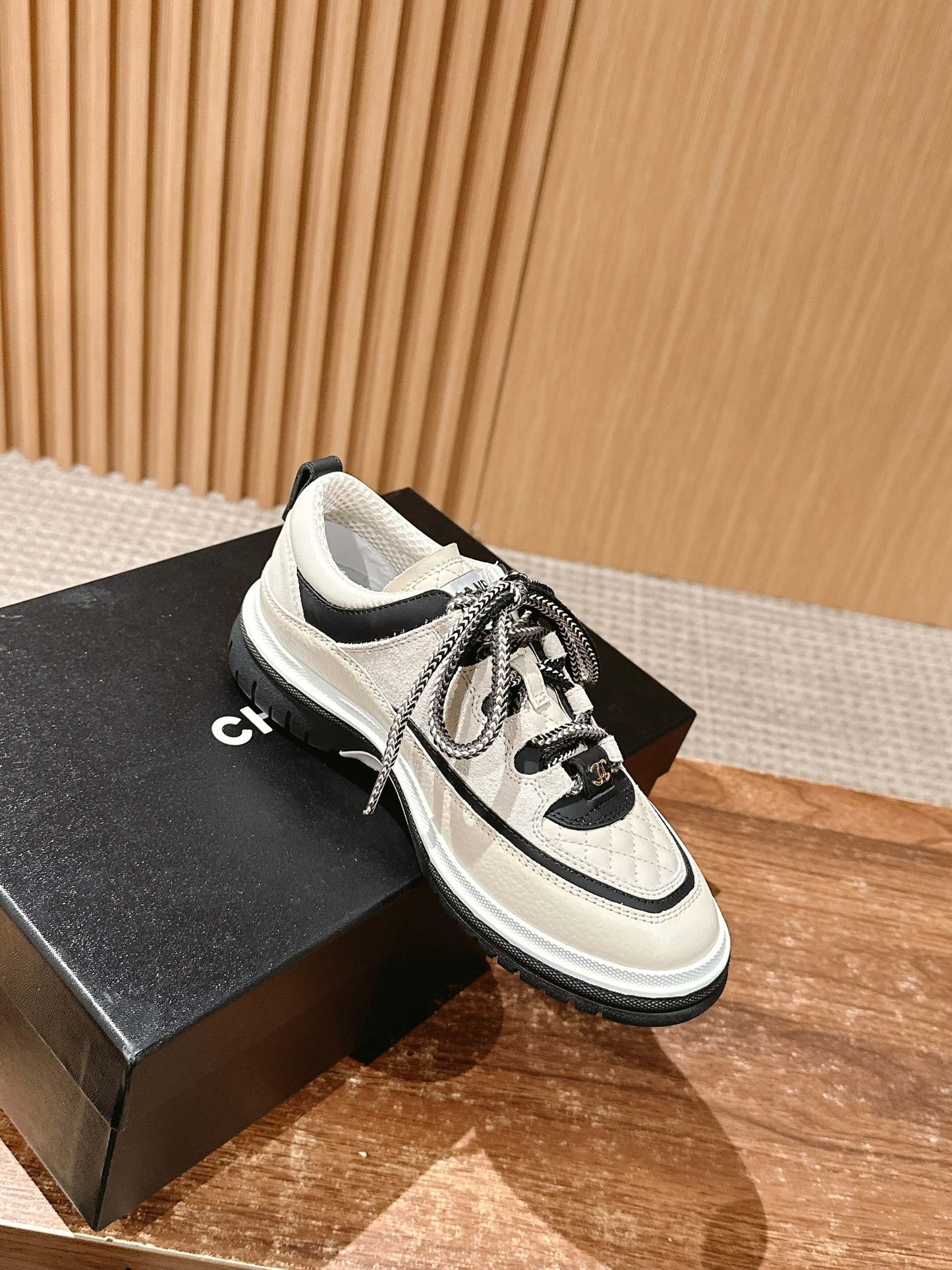 Chan 25fw sneaker