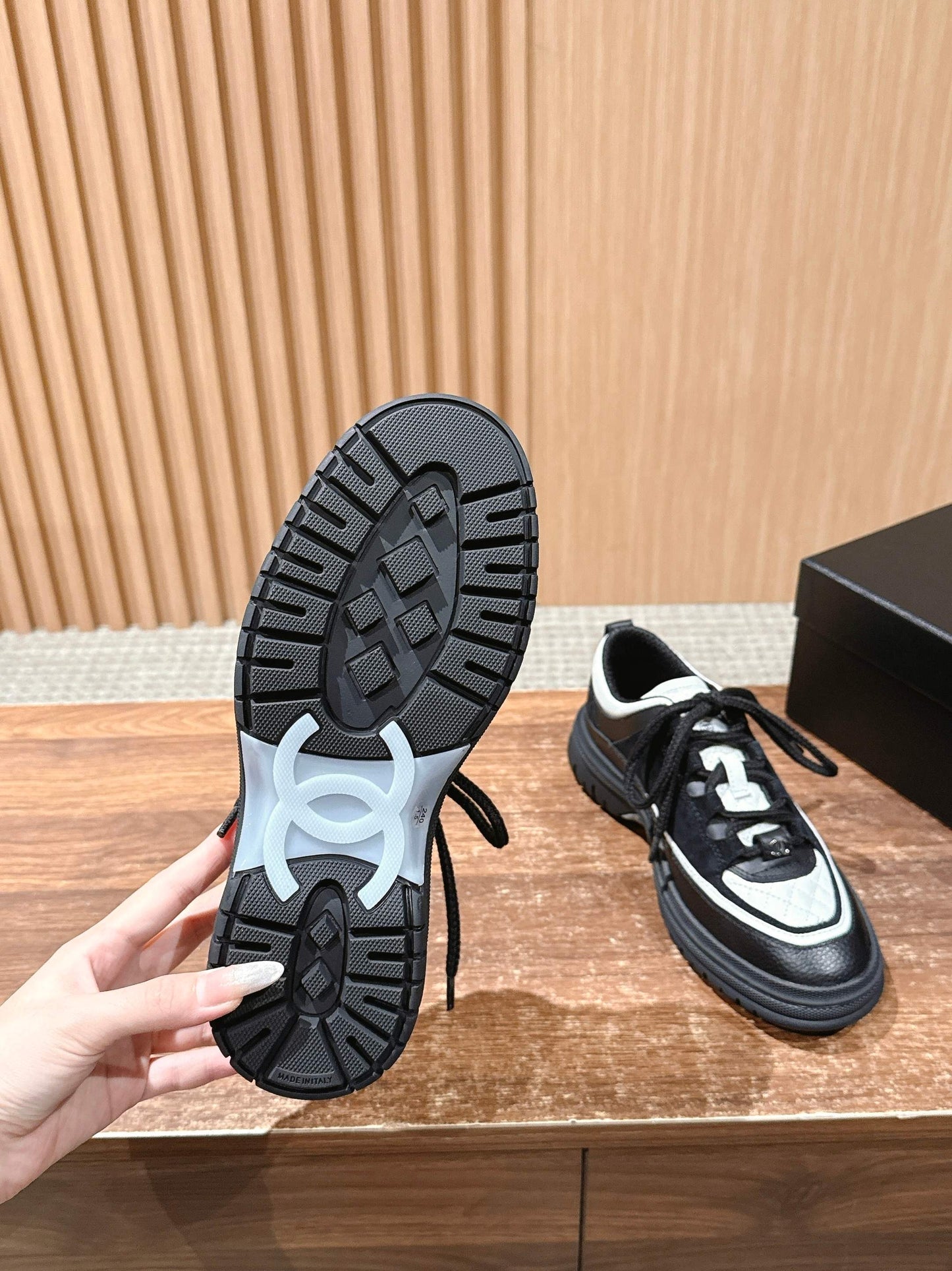 Chan 25fw sneaker