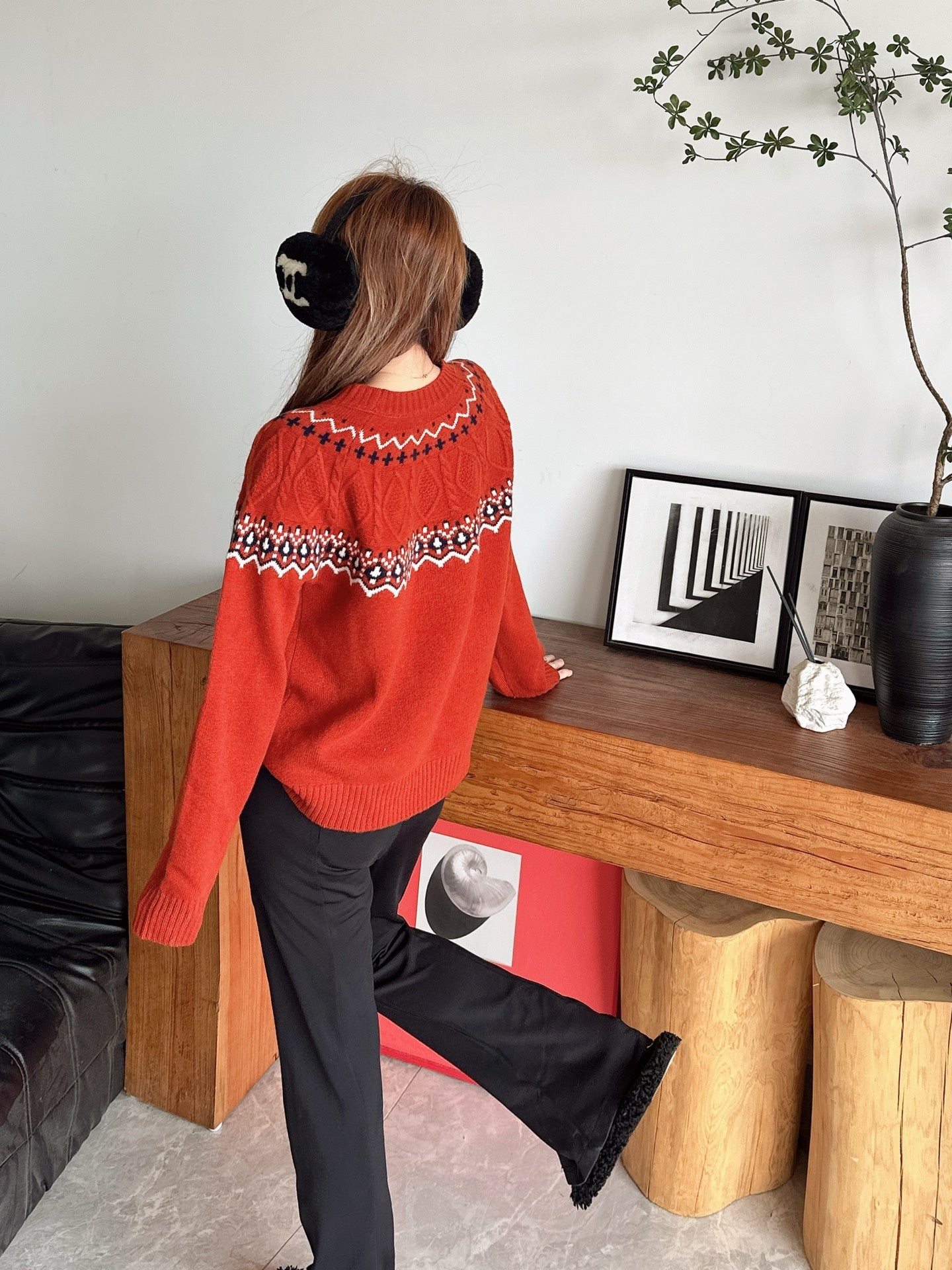 Loro NEW Crew neck sweater