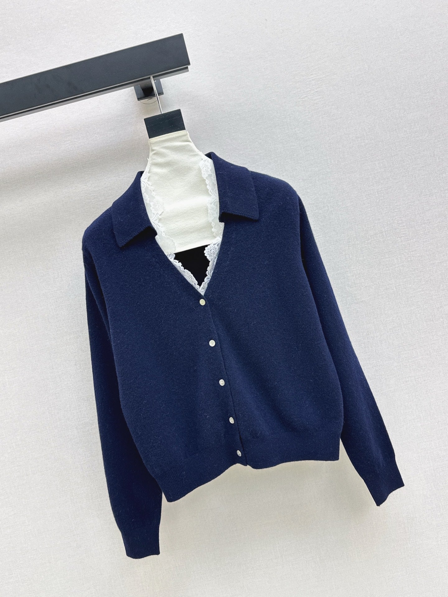 Es NEW Lace Cardigan