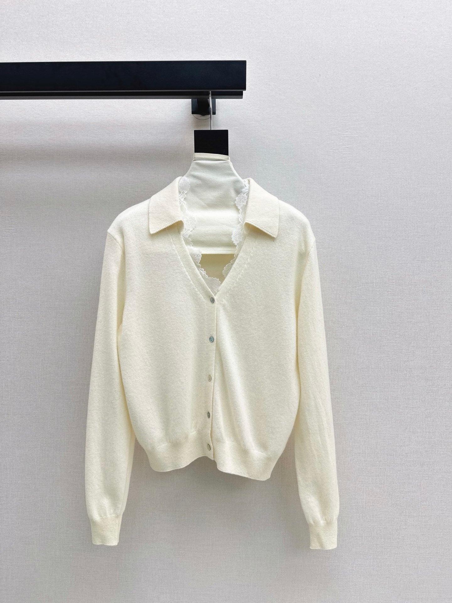 Es NEW Lace Cardigan