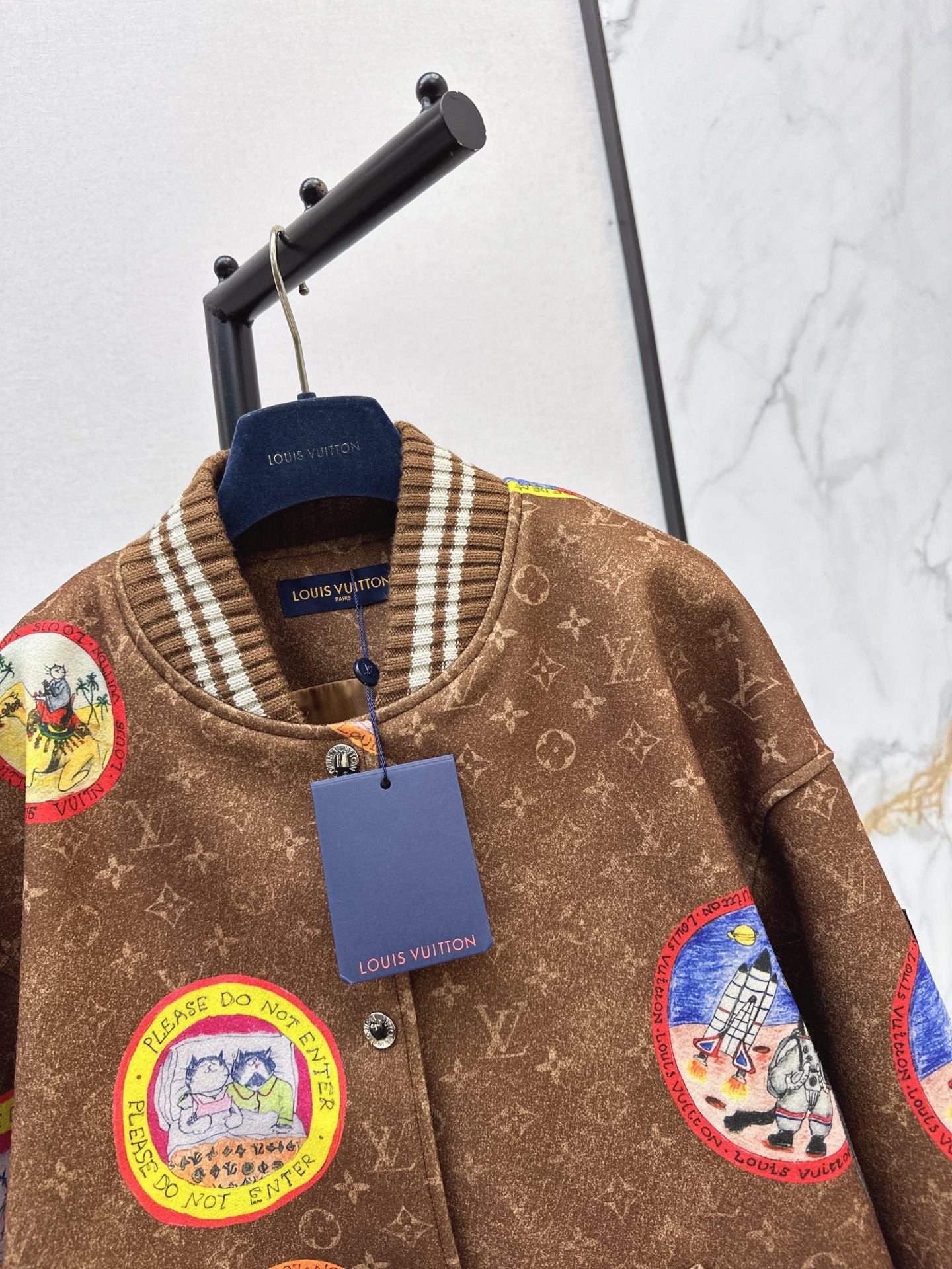 Louis NEW badge print jacket