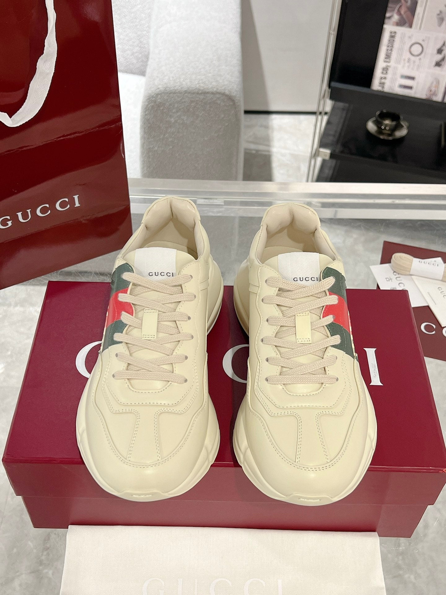 Gucc 25fw rhyton series dad's shoes