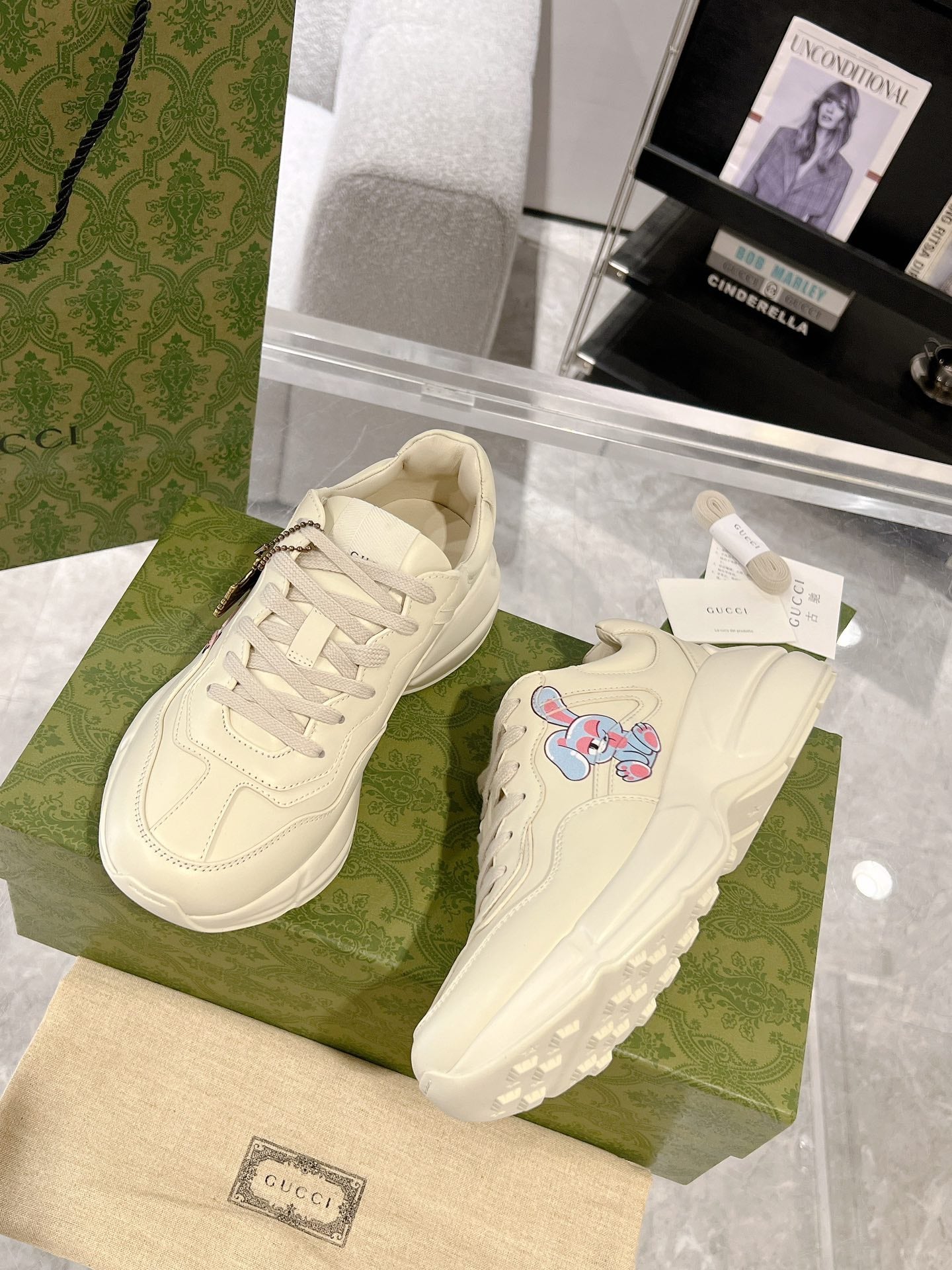 Gucc 25fw dad's shoes