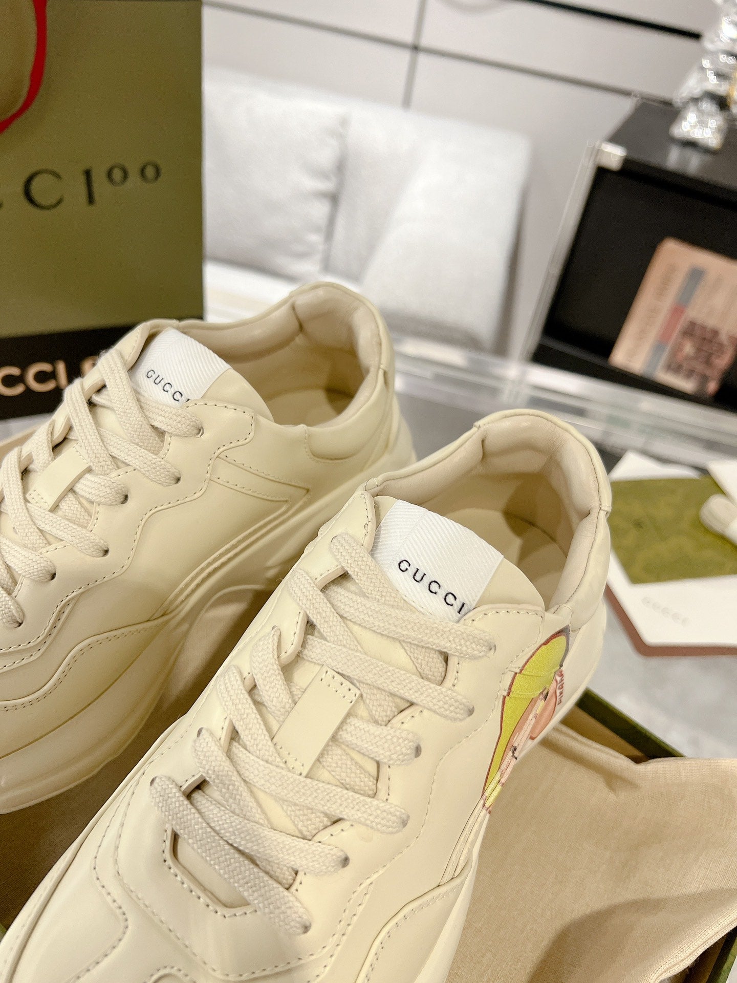 Gucc 25fw dad's shoes