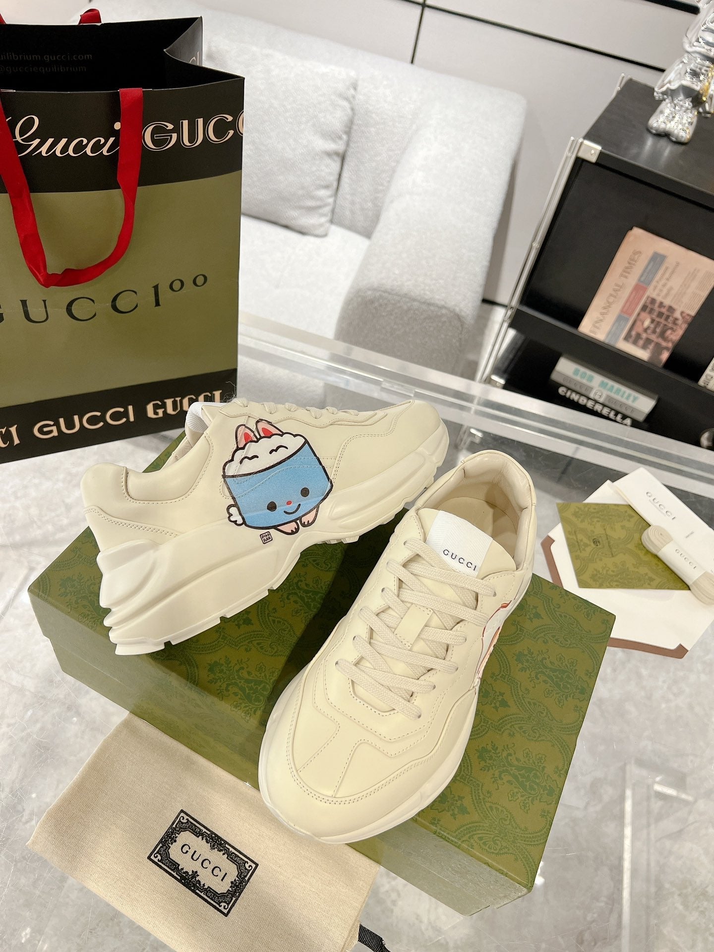 Gucc 25fw dad's shoes